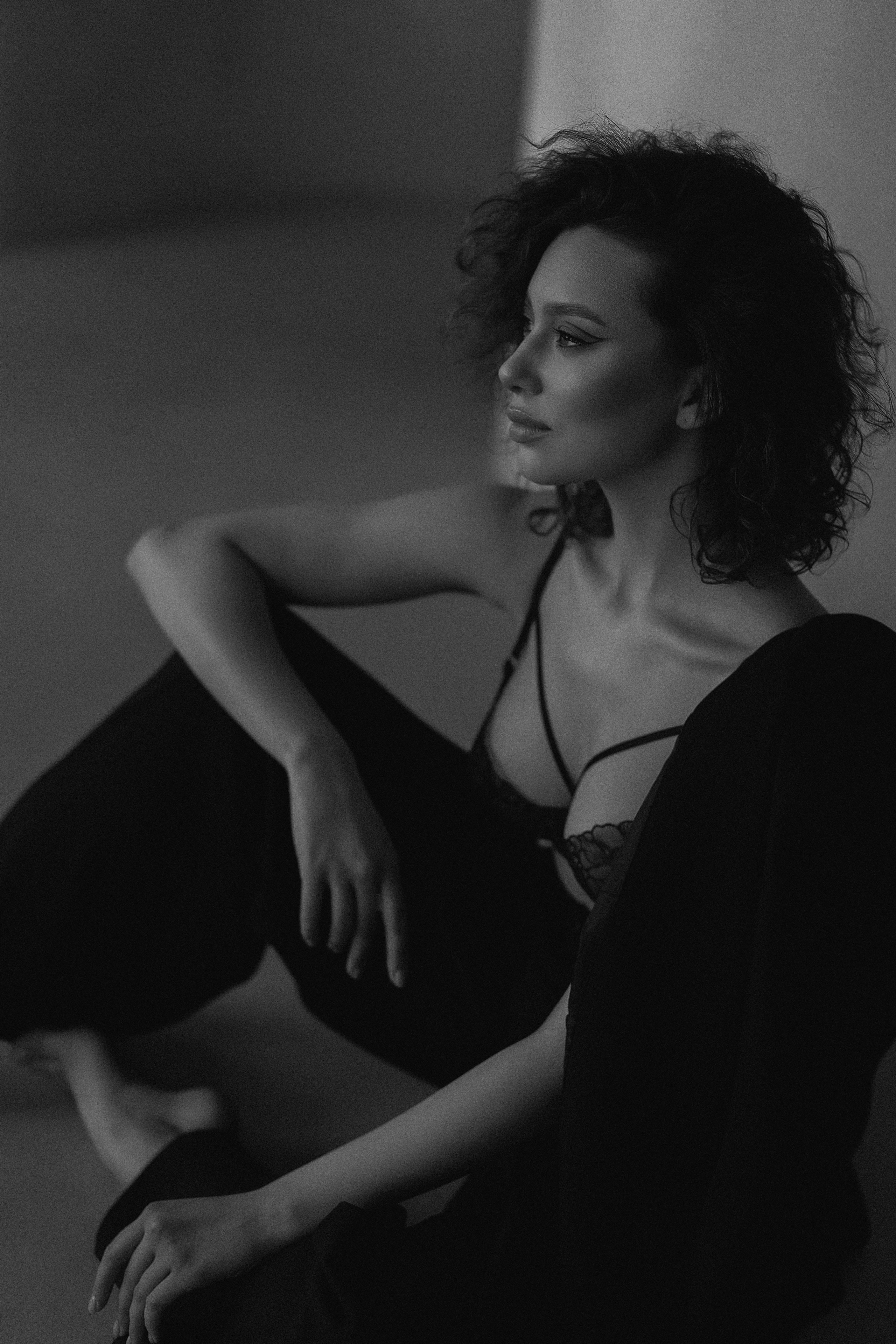 Мила студия Манекен. Женский фотограф в Екатеринбурге Марина Логинова