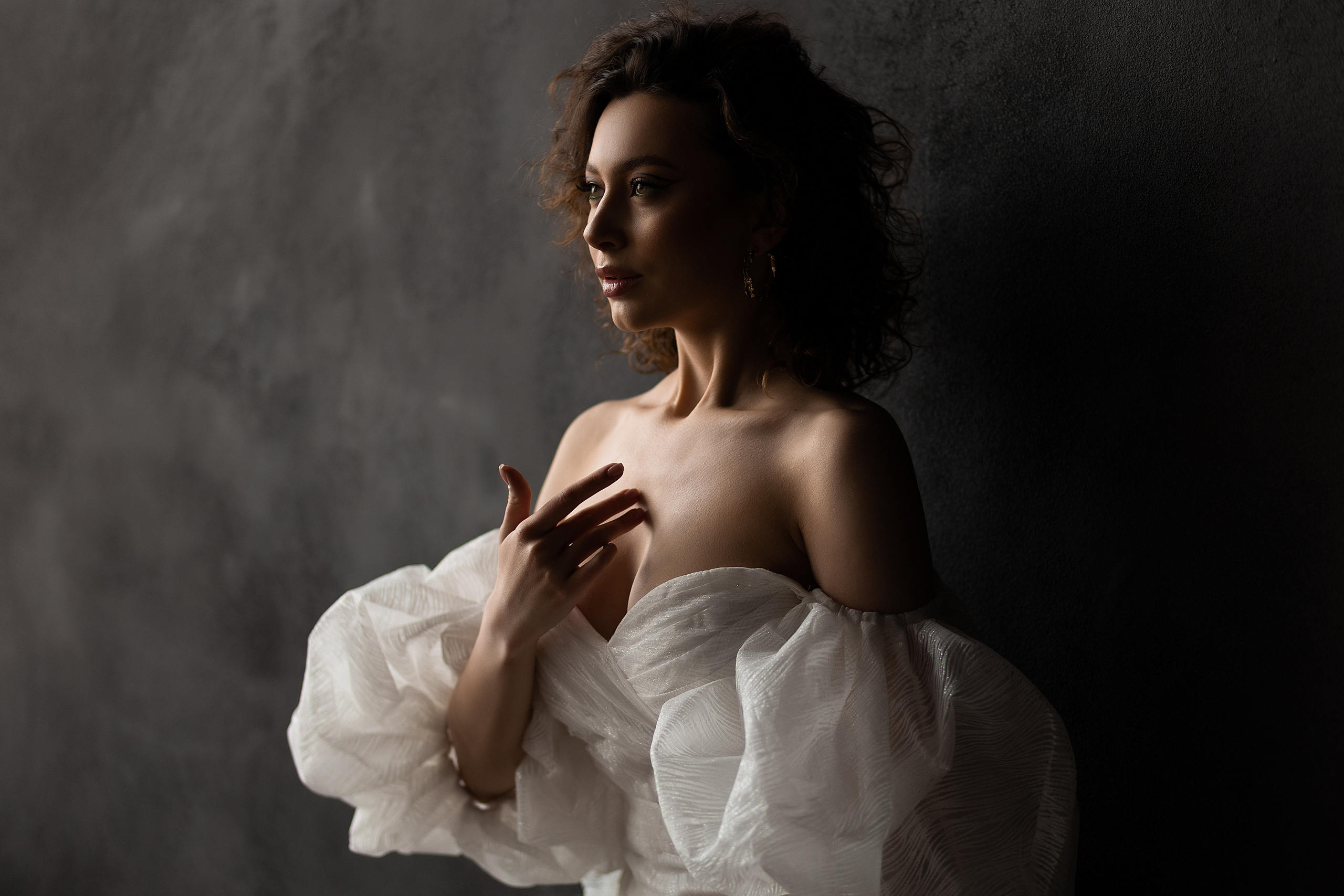 Мила студия Манекен. Женский фотограф в Екатеринбурге Марина Логинова