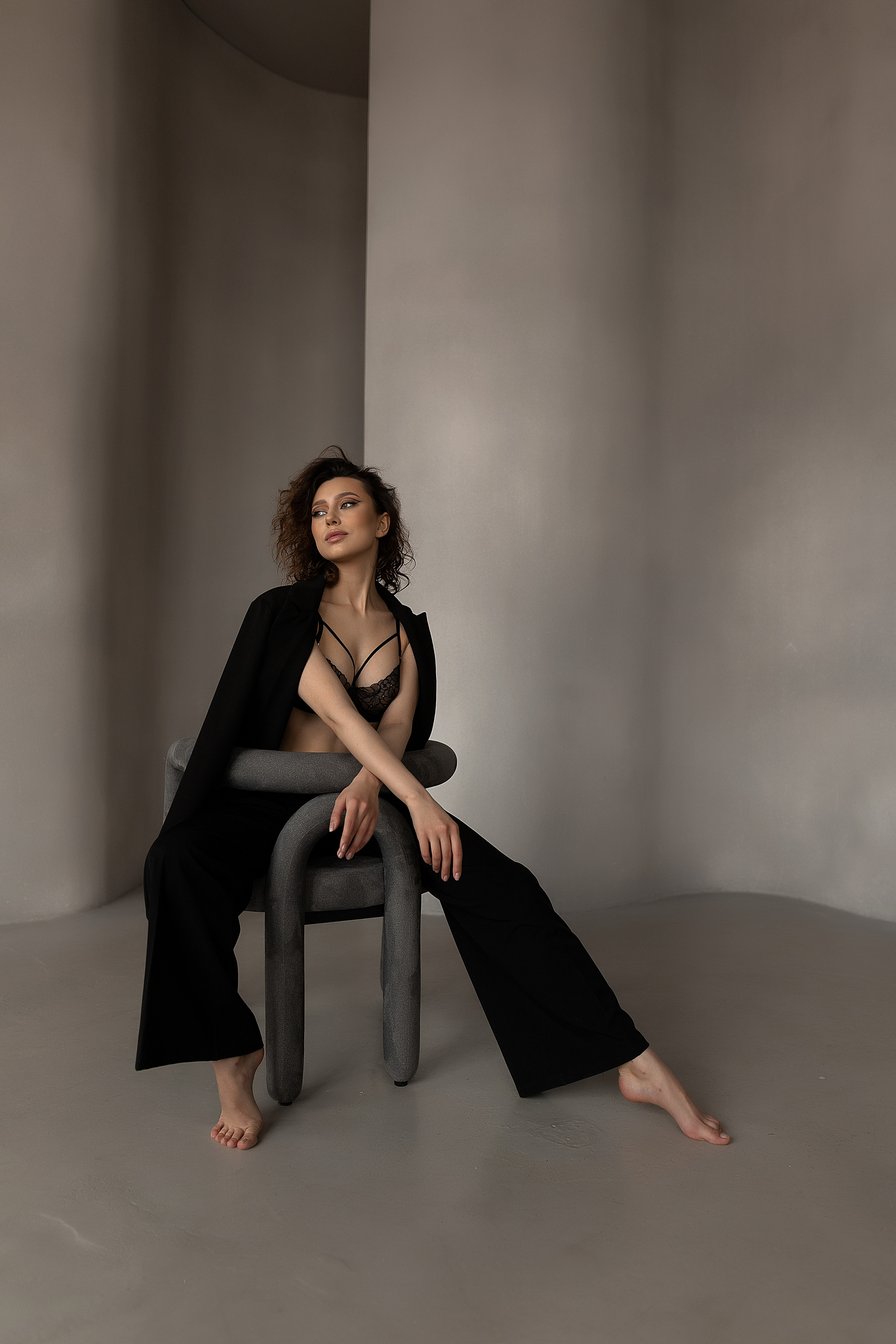 Мила студия Манекен. Женский фотограф в Екатеринбурге Марина Логинова