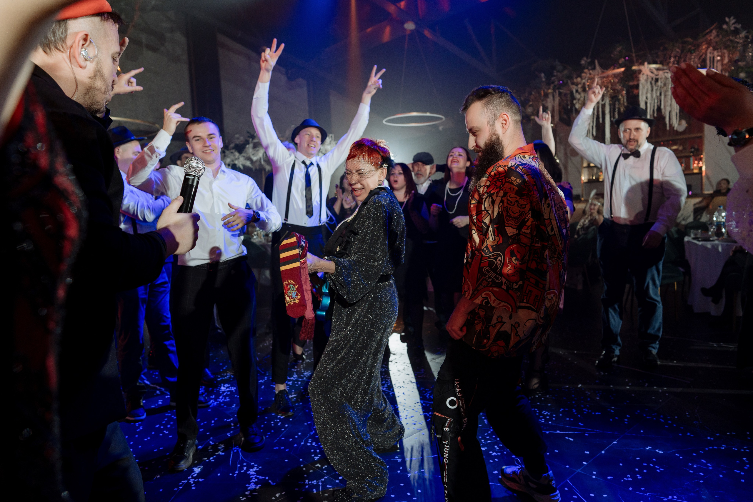 Альбион Тур