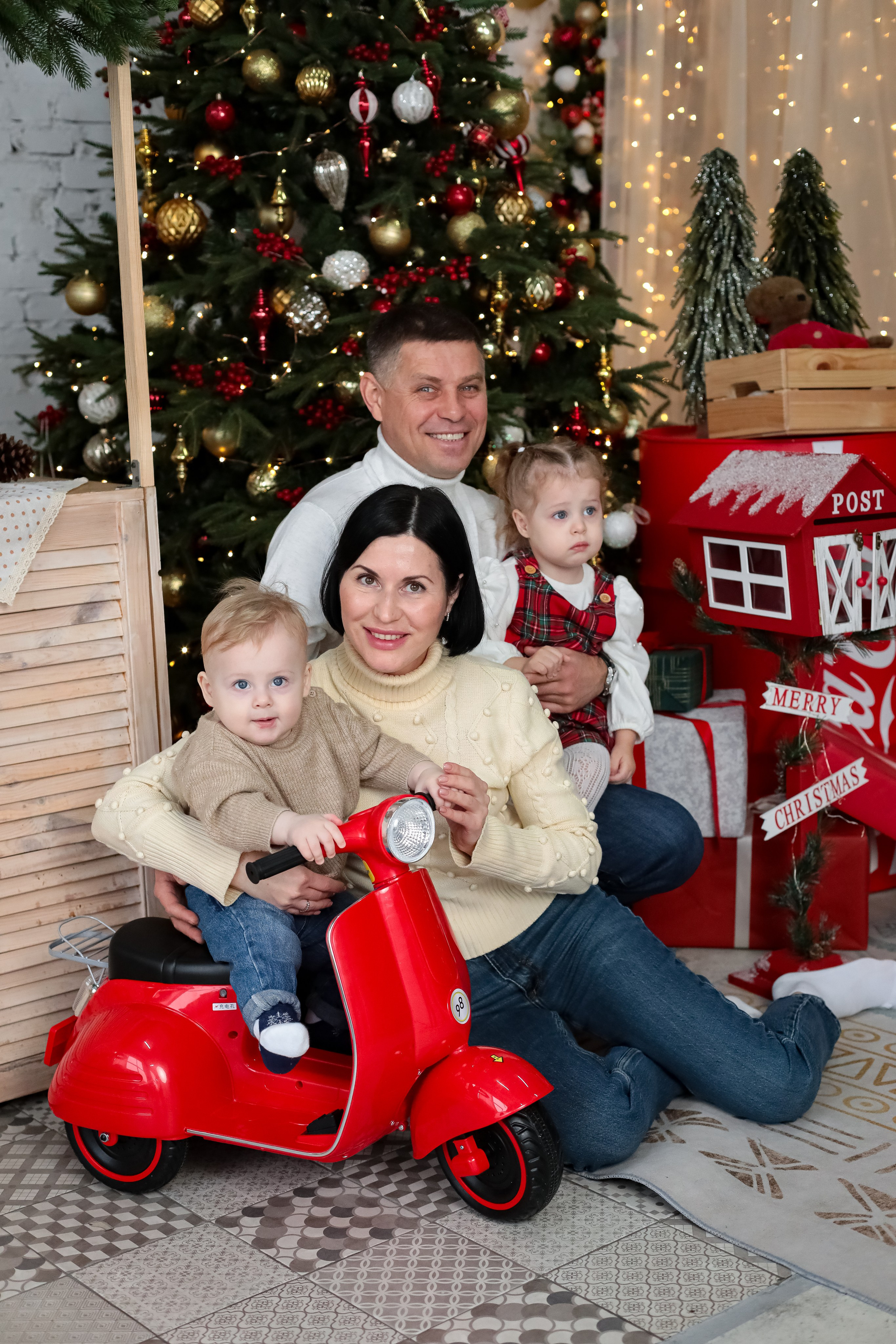 НОВОГОДНИЕ ФОТОСЕССИИ. Фотограф г. Хабаровск. Семейные и индивидуальные съёмки