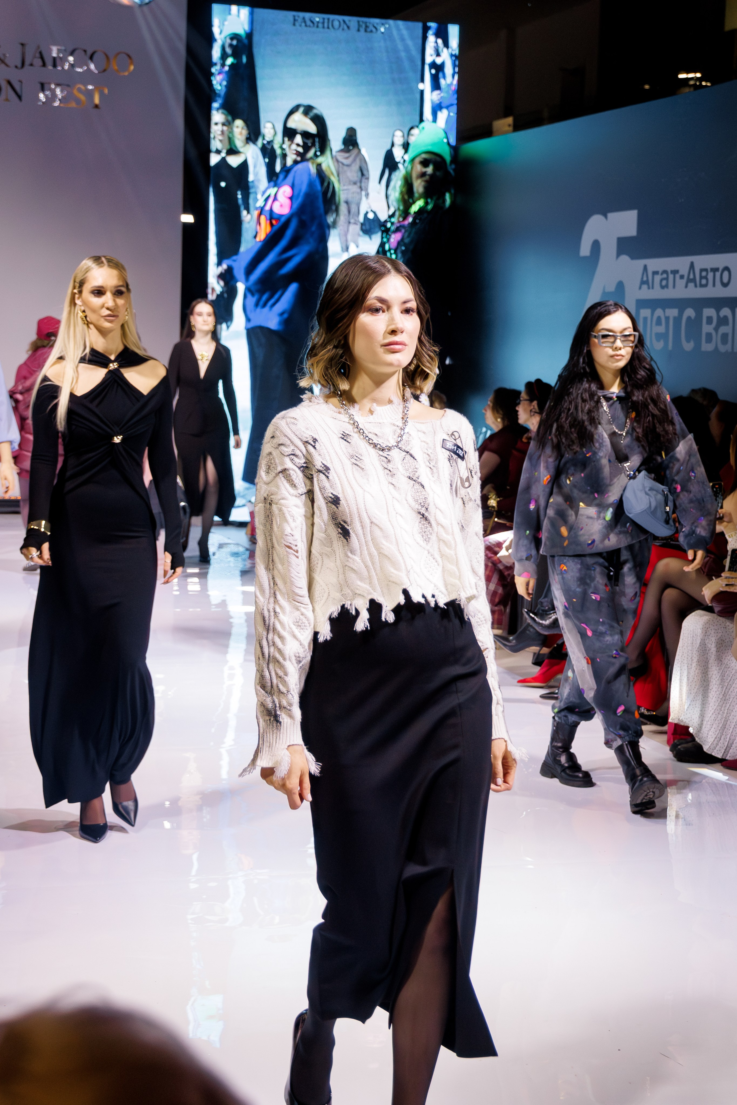 OMODA JAECOO FASHION FEST 2025. Свадебный фотограф в Иркутске Бобылев Никита