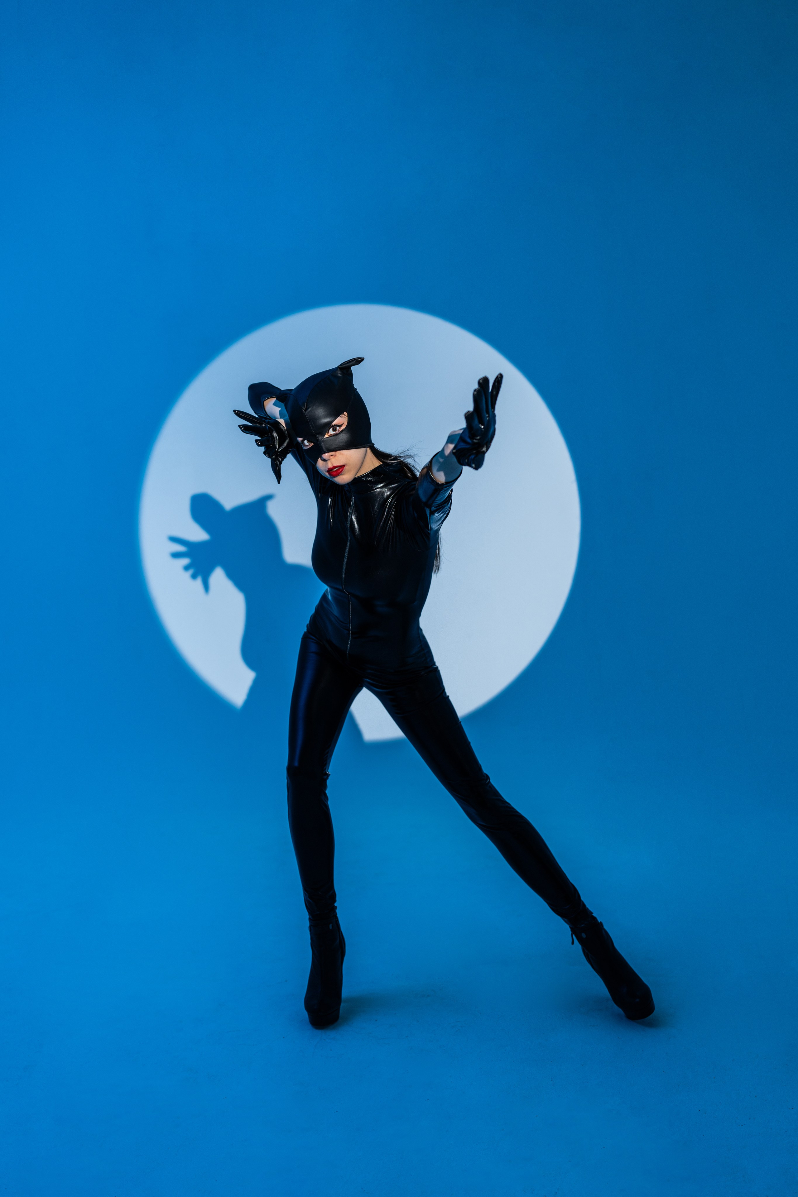 Женщина кошка. Модель Камилла. Свадебный и индивидуальный фотограф Аля Мамакова