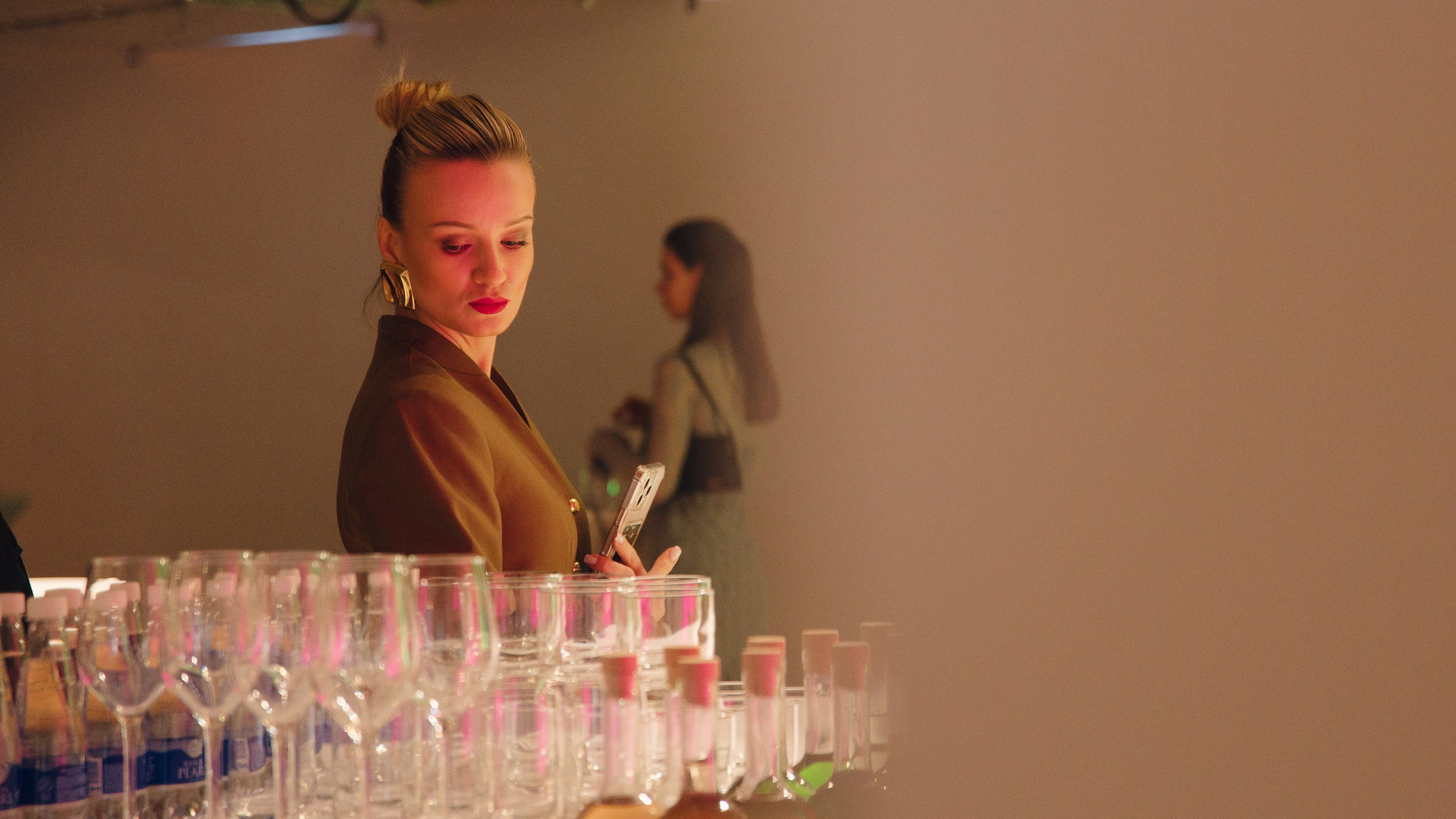 Бекстейдж показа «Новые Имена» собака.ru|ДЛТ. Портретный и репортажный фотограф в Санкт-Петербурге