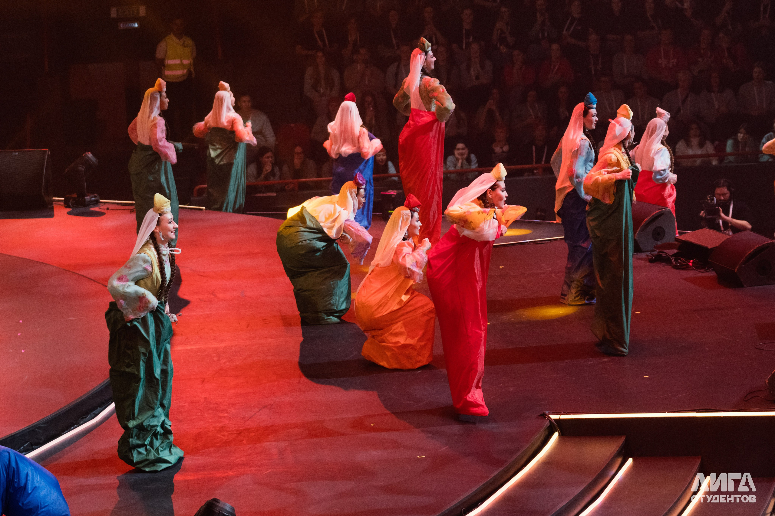 Российская Студенческая Весна 2025. Портретный фотограф в Казани Радомир Заздравных