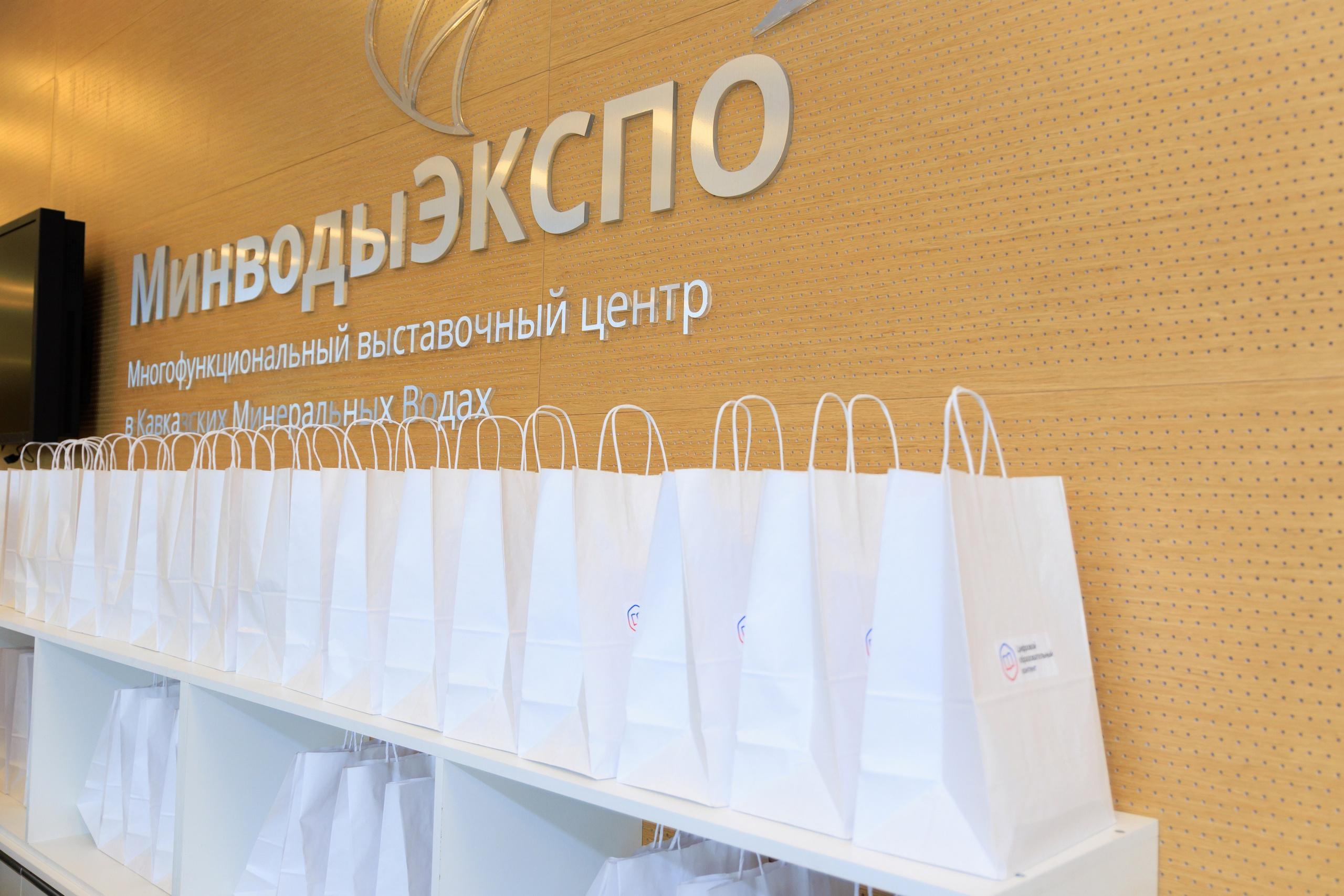 Репортажный фотограф. Репортажная фотосъёмка Минеральные Воды, Пятигорск, Кисловодск, Ставрополь. Репортажный и свадебный фотограф Пятигорск и КМВ