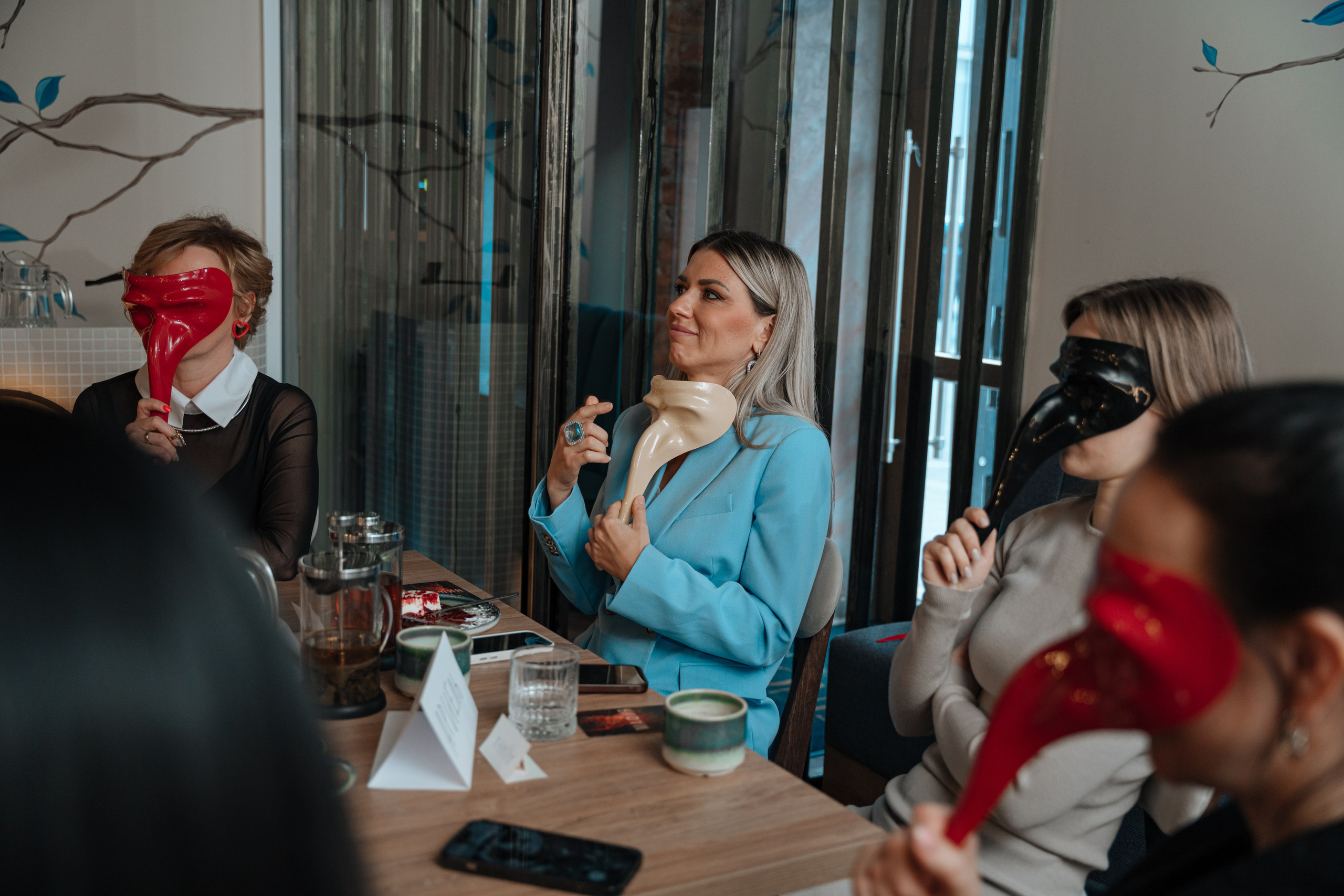 Мафия. Бар FINCH. ЖЕНСКИЙ КЛУБ LAXMI. Портретный фотограф в Санкт-Петербурге Дмитриева Наталия