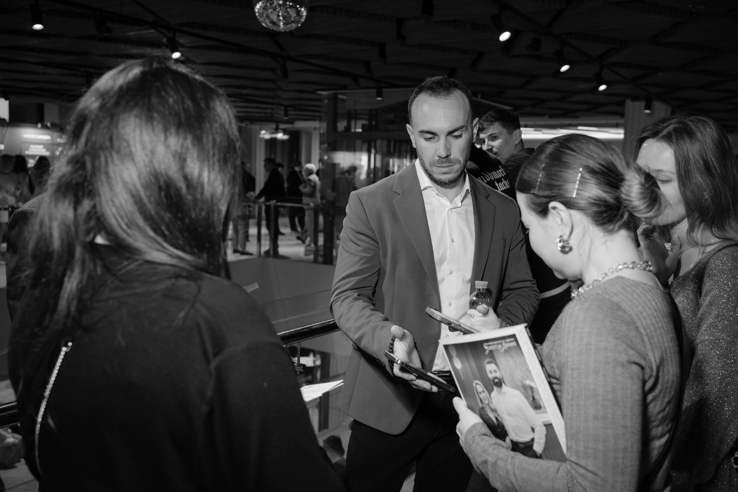 Репортажный фотограф на конференцию в Москве. Репортажный фотограф в Москве Саша Дружинина
