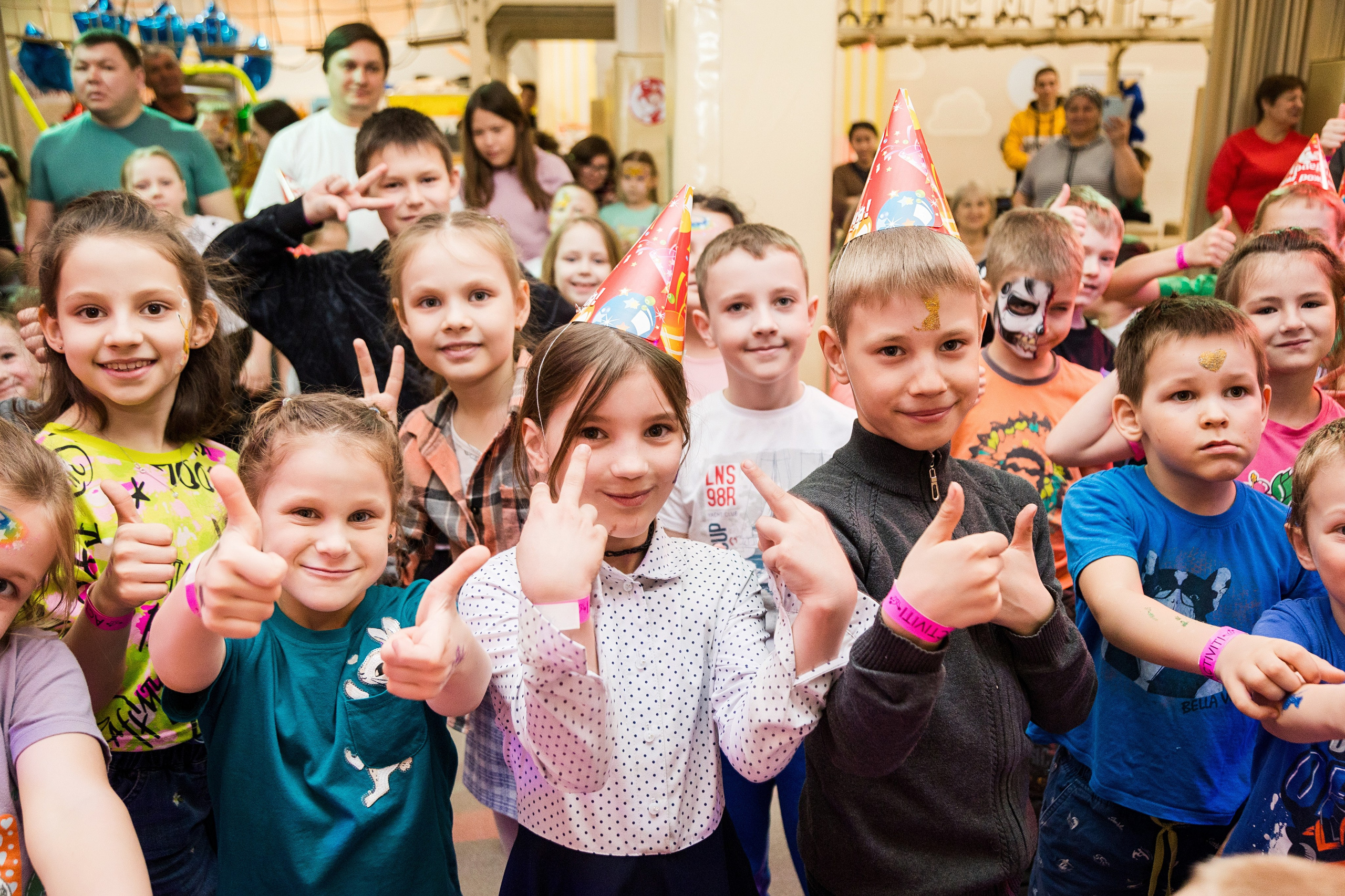 День рождения Арлекина. Детский фотограф видеограф в Хабаровске Михаил Орлов