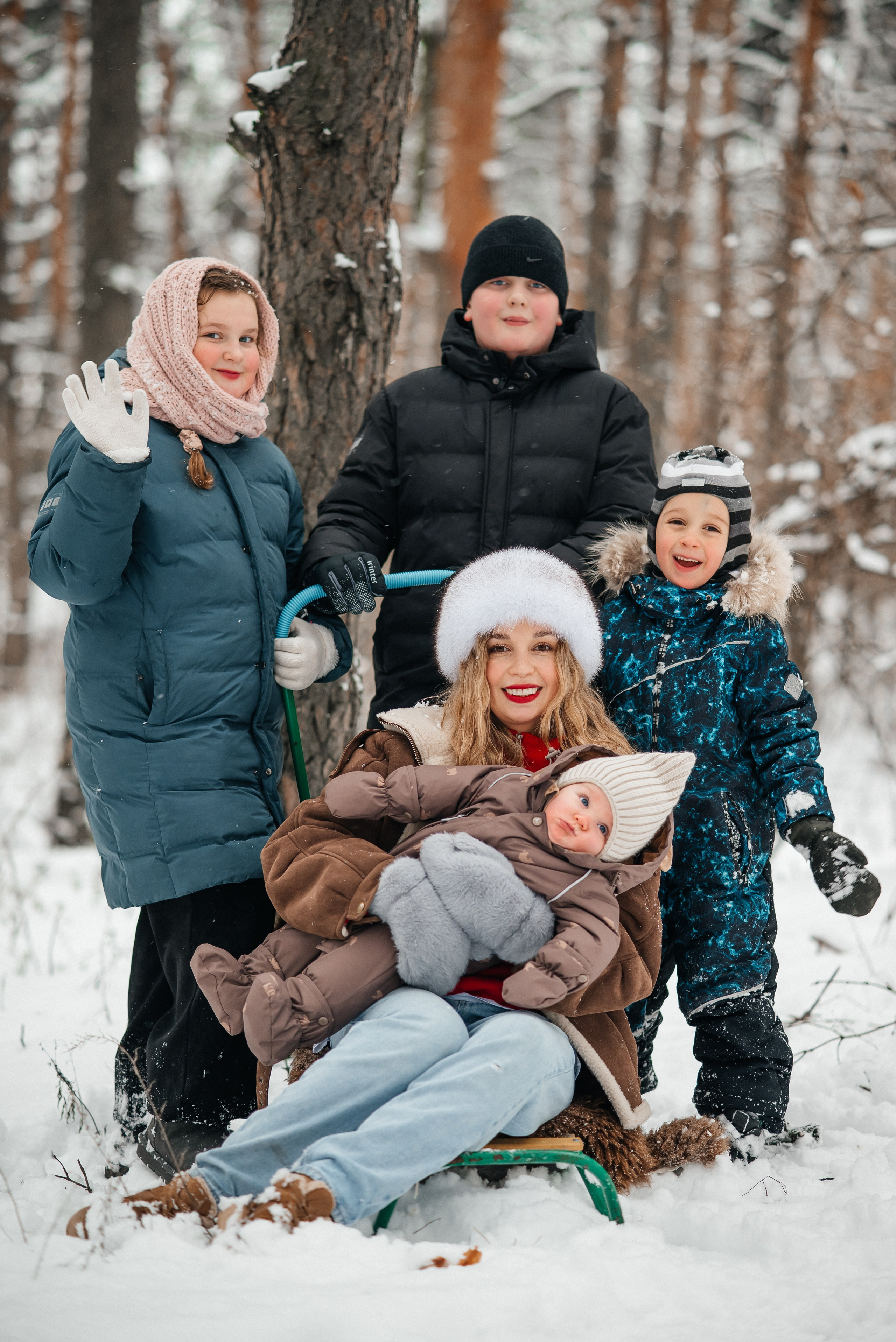 Семейная2. Школьный фотограф в Валуйках. Фотосессии для выпускников и изготовление выпускных альбомов в городе Валуйки и в Белгородской области