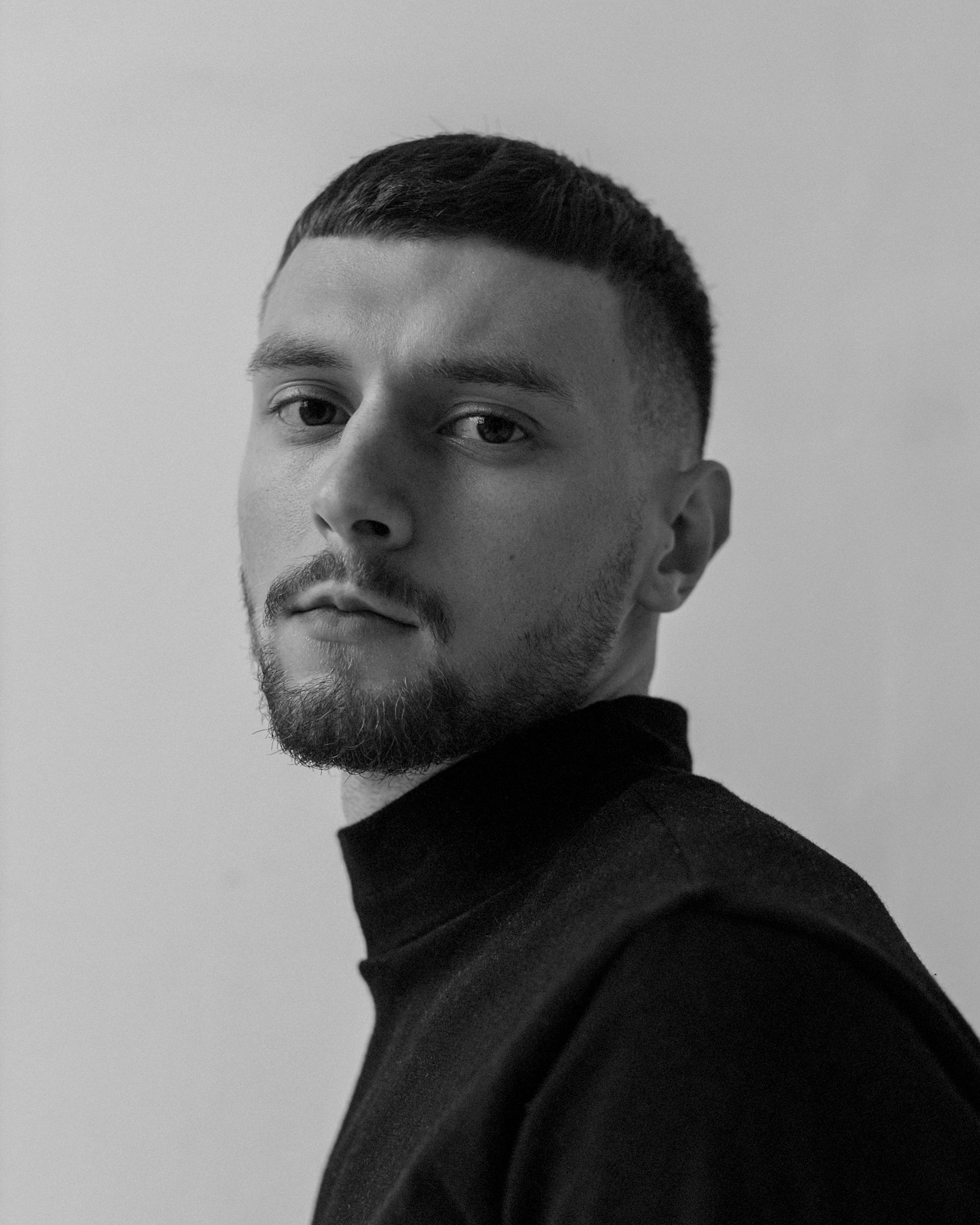 Тесты для Николая. Игорь Березин — фотограф в Москве. Мужские портреты и коммерческая съёмка