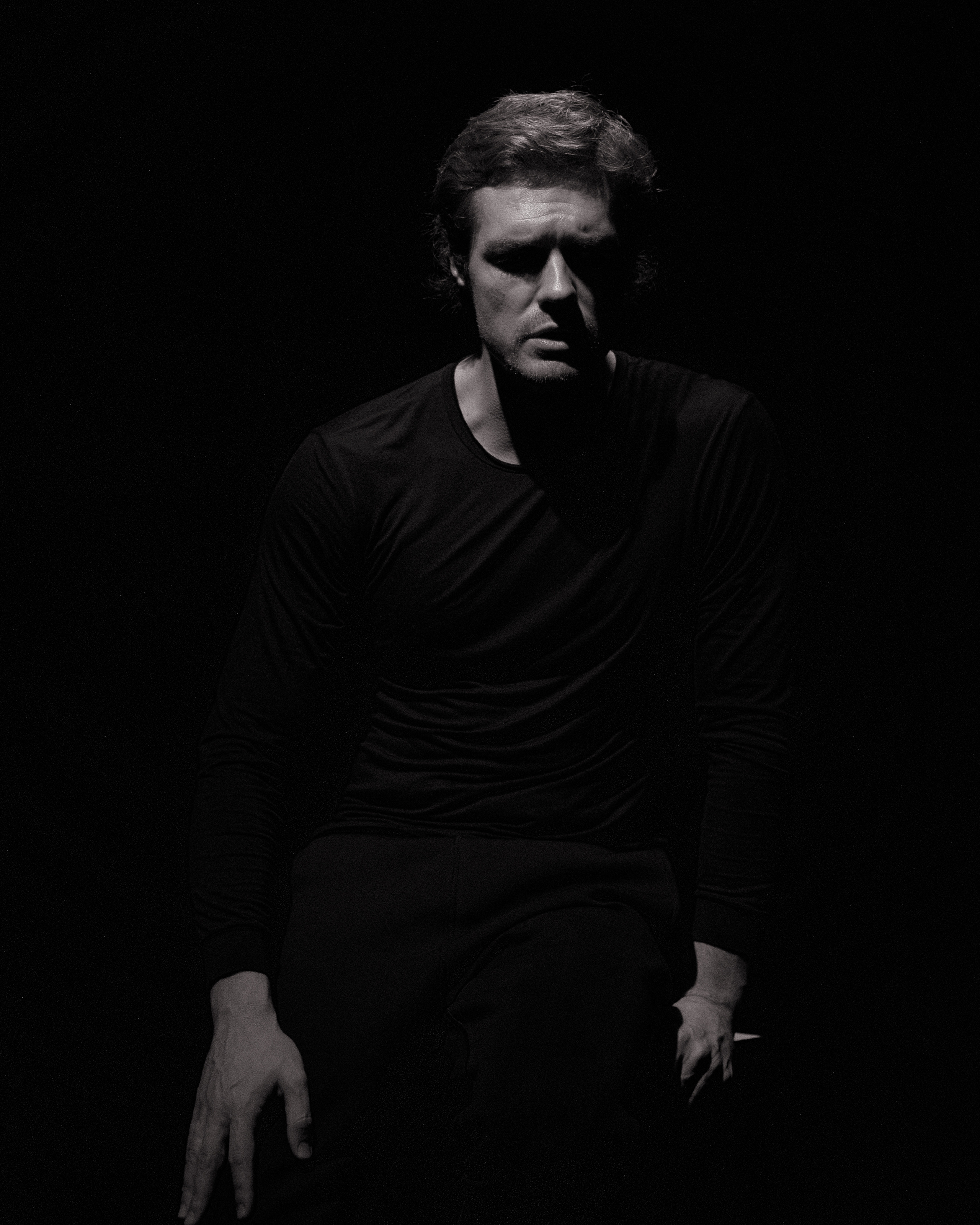 Моноспектакль «Путь к сердцу». Игорь Березин — фотограф в Москве. Мужские портреты и коммерческая съёмка