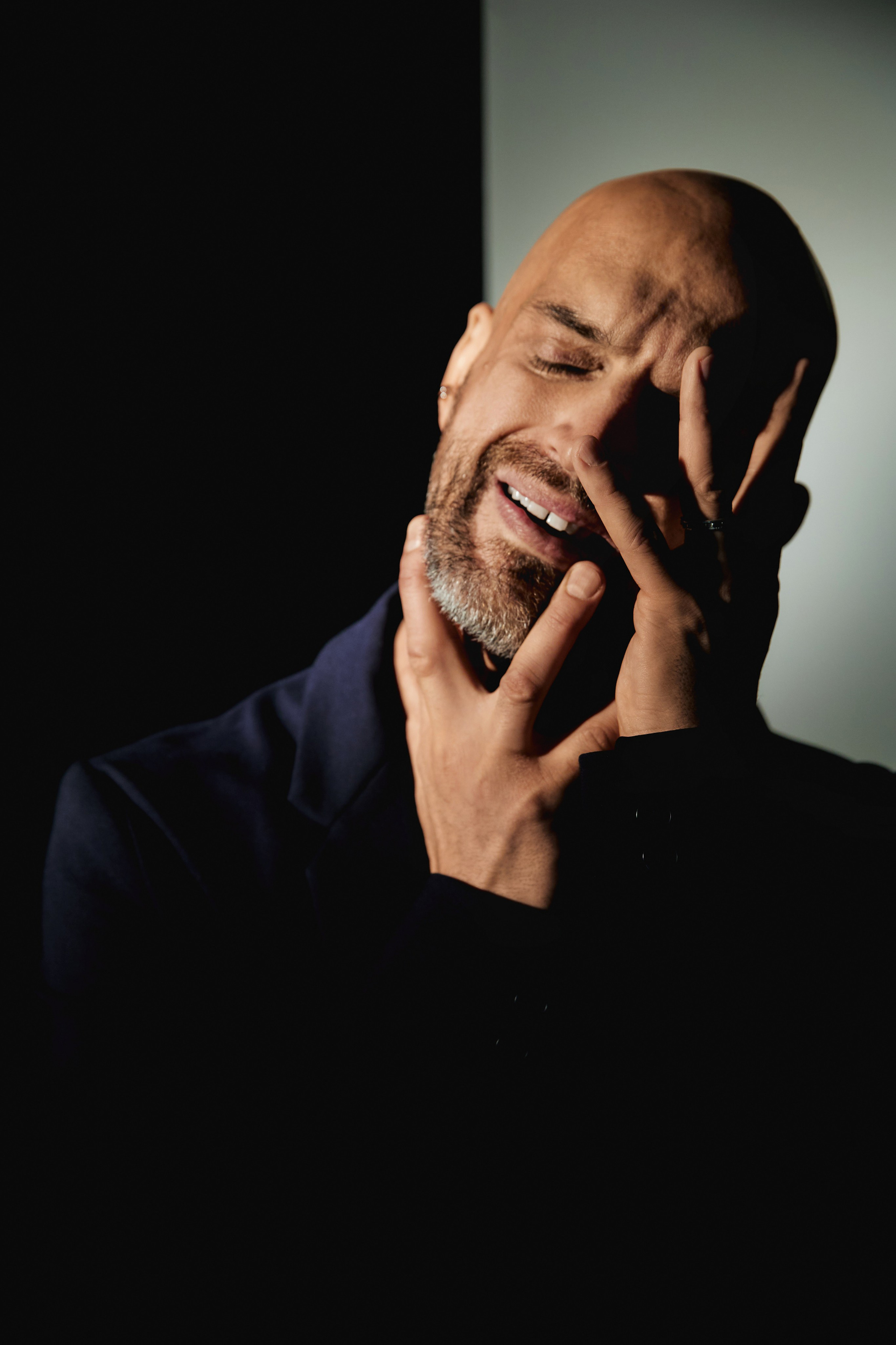 Илья. Он умеет быть разным. От строгого до безумного. Пять лиц одного героя. Татьяна Фомичева. Репортажный и светский фотограф в Москве