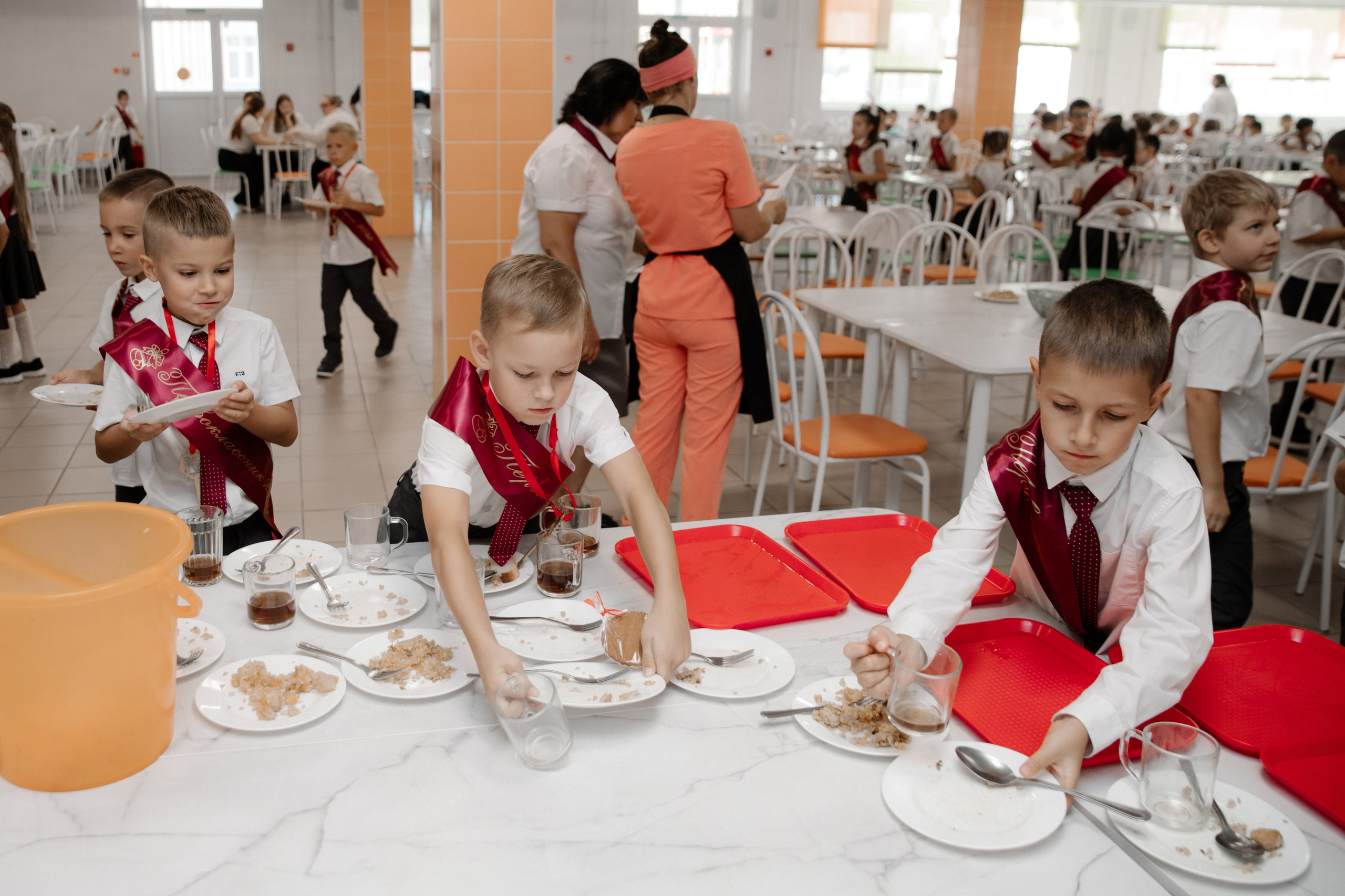 1 класс 11 школа. Выпускные альбомы Натальи Бутко: Новороссийск, Анапа, Геленджик