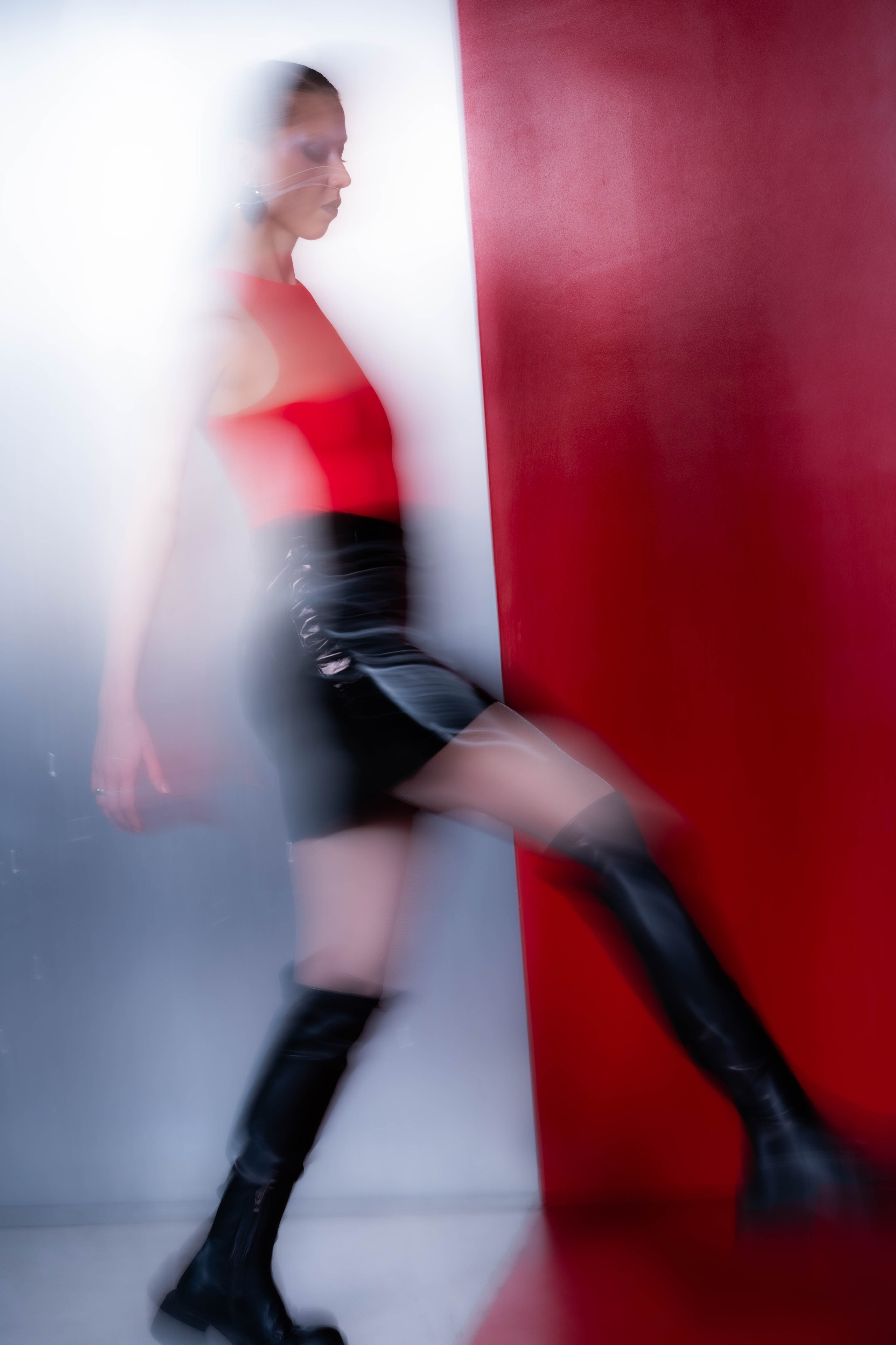 BLUR silver-red. Фотограф Serg Nekraov. Фотосъемка Москва и МО