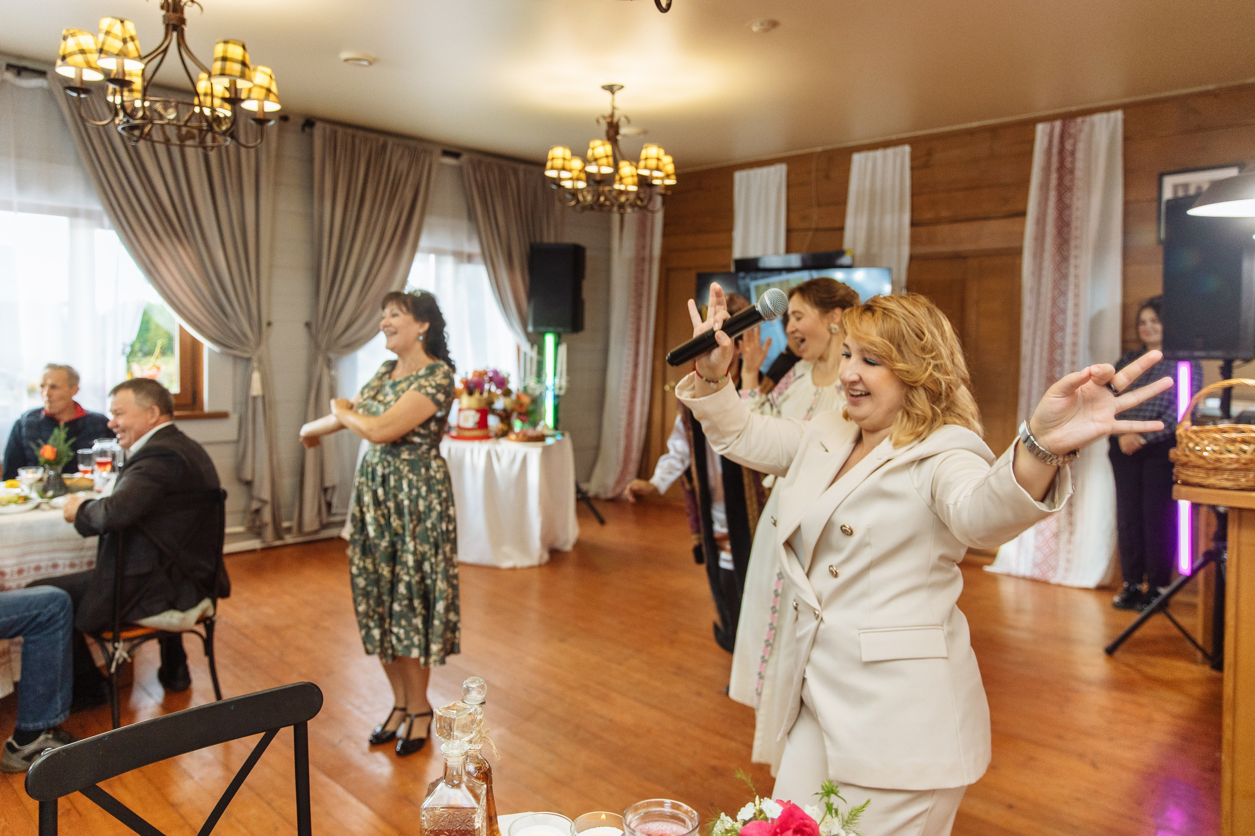 «Иван Васильевич меняет профессию» Юбилей. Свадебный и семейный фотограф в Улан-Удэ