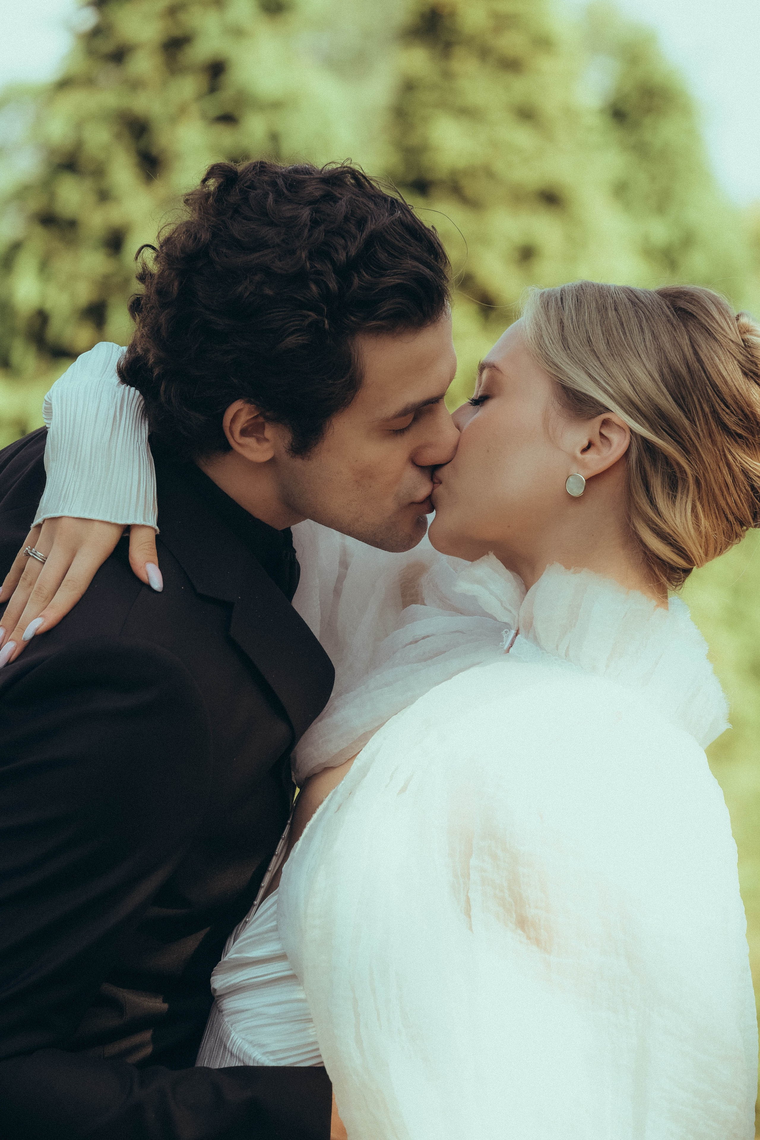 СВАДЕБНАЯ СЬЕМКА В ПАРКЕ ОРАНИЕНБАУМ. Профессиональный фотограф, Санкт-Петербург — Виктория Богомолова