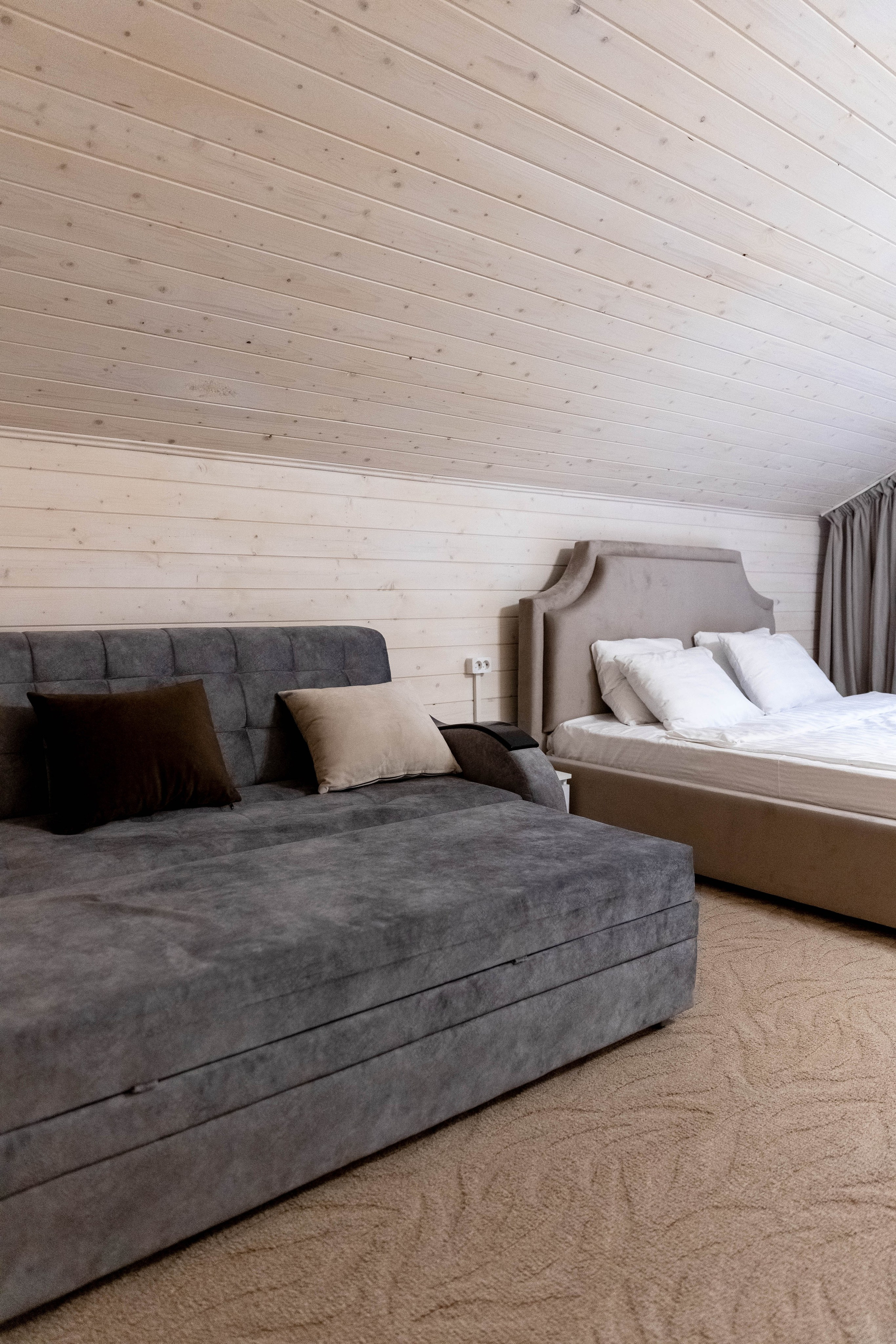 Wood 5642. Главная