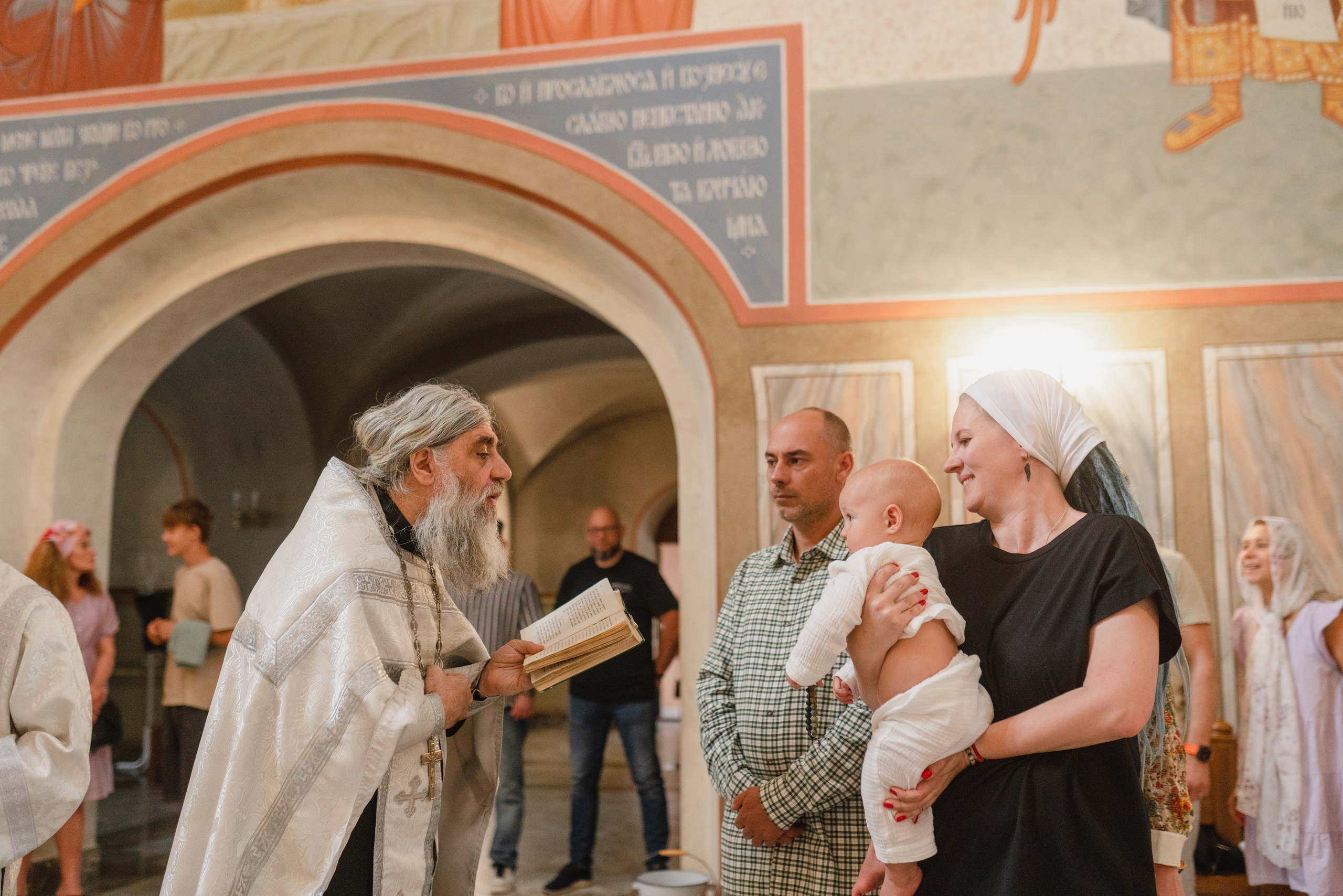 Лев. Храм Живоначальной Троицы в Троицке. Семейный фотограф в Москве Лилия Лебедева