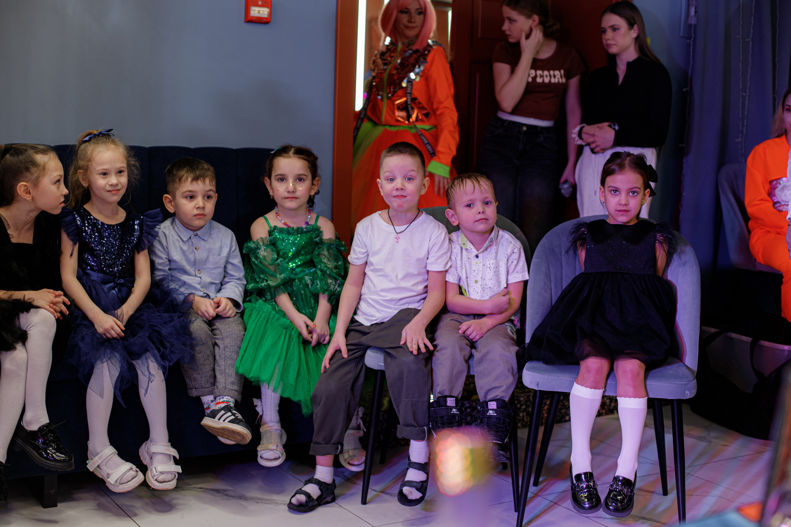 ASIA'S BIRTHDAY PARTY. Photokarish