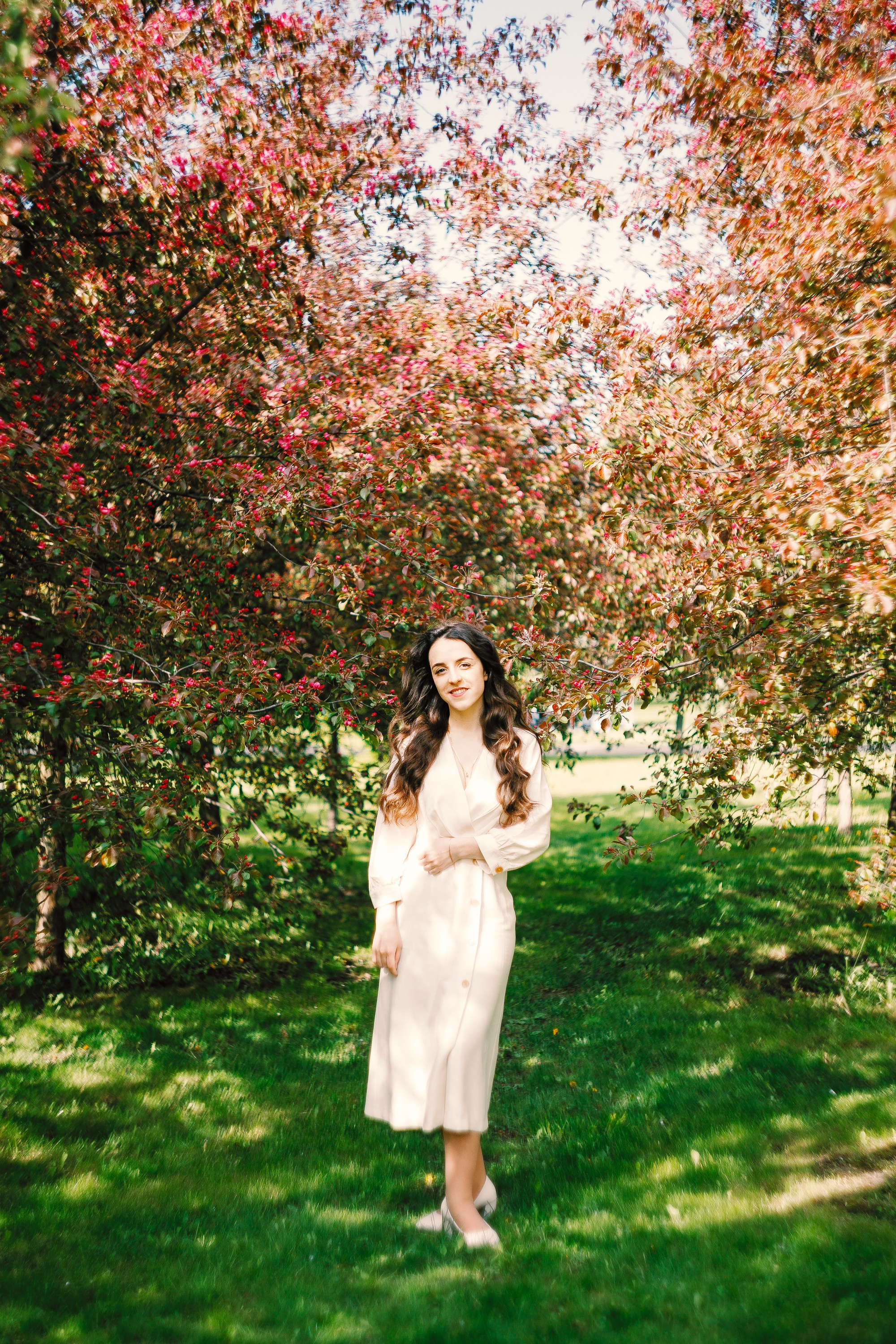 Фотосессия в цветущем саду