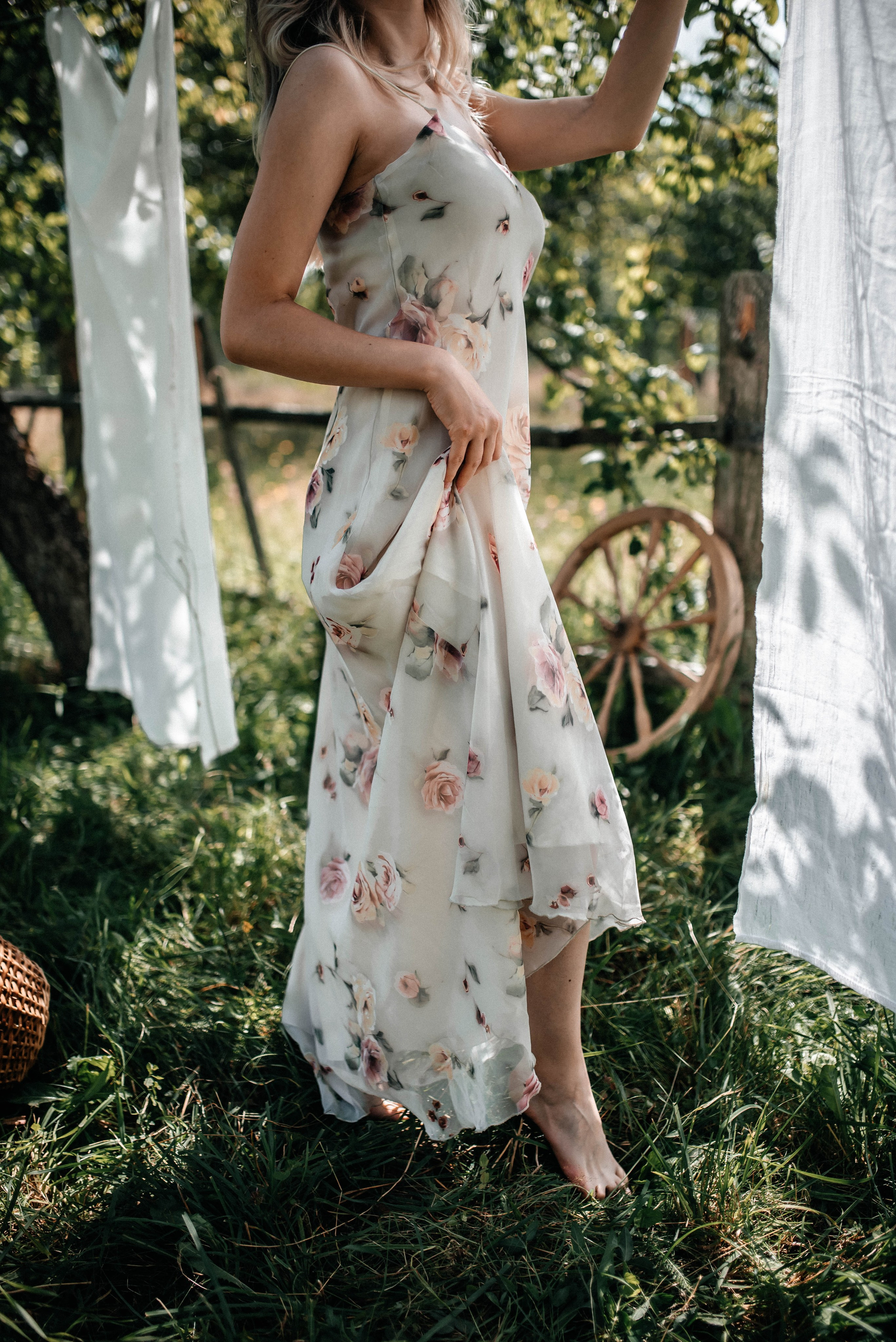 Диона, лето. Главная