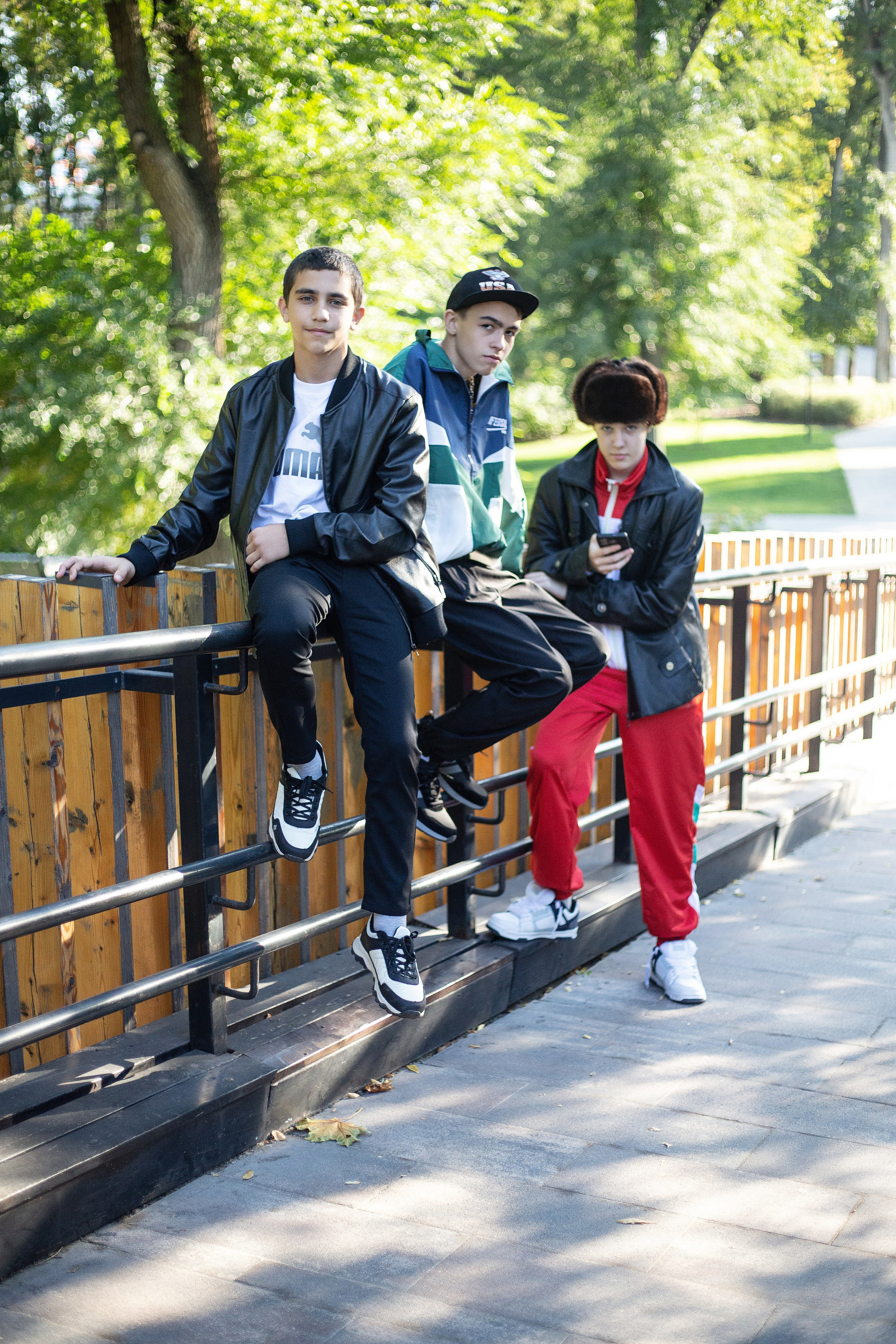 Курбатовская СОШ — в стиле 90-х парк Орленок. Выпускные альбомы Воронеж от Веры Соколовой