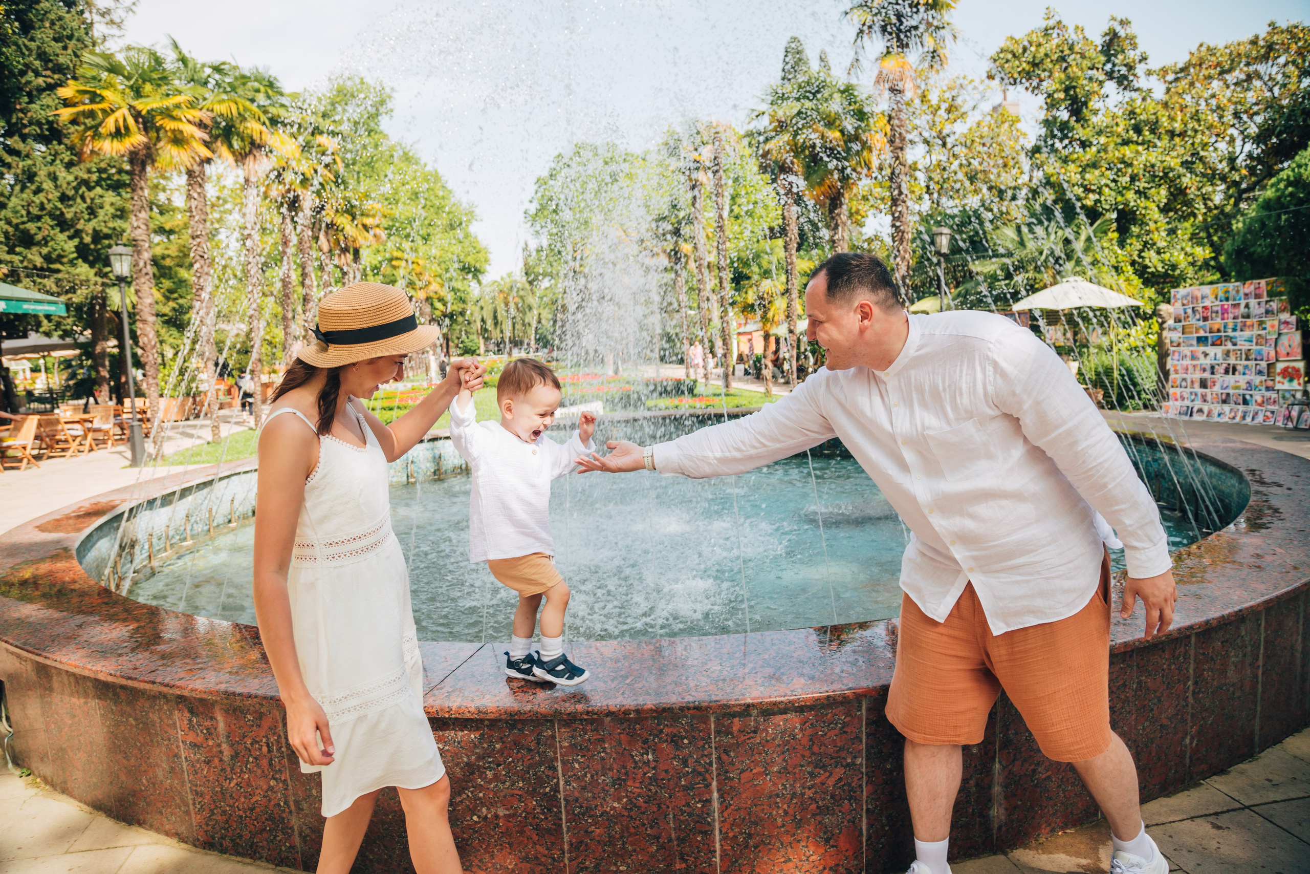 Дима, Ляйсан и Миша на Ривьере (Май 2025 г.). Фотограф Сочи, Адлер, Красная Поляна — Вероника Радченко