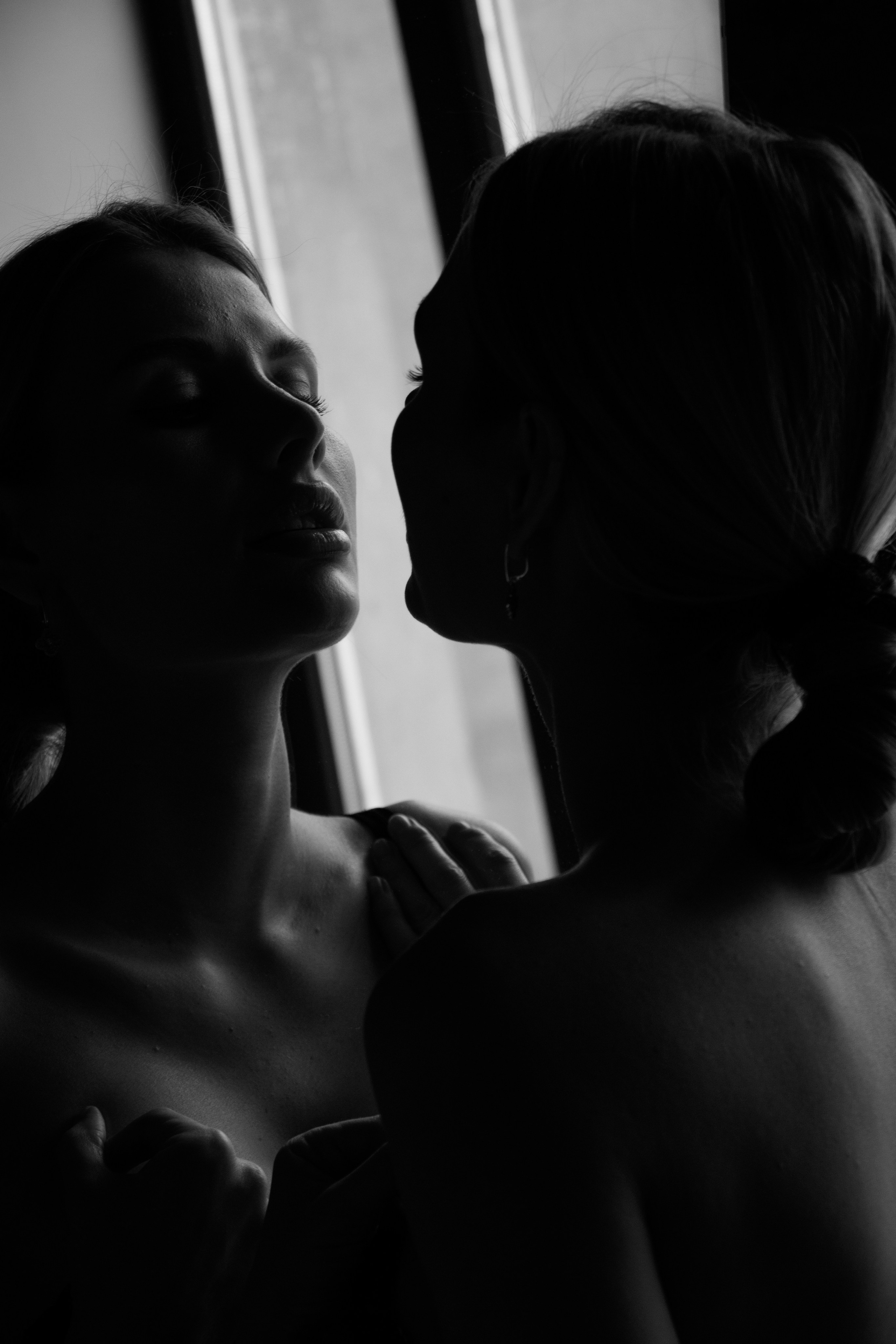 Эстетика женского тела портрет. Фотограф и ретушер в Ростове-на-Дону Вика Каен