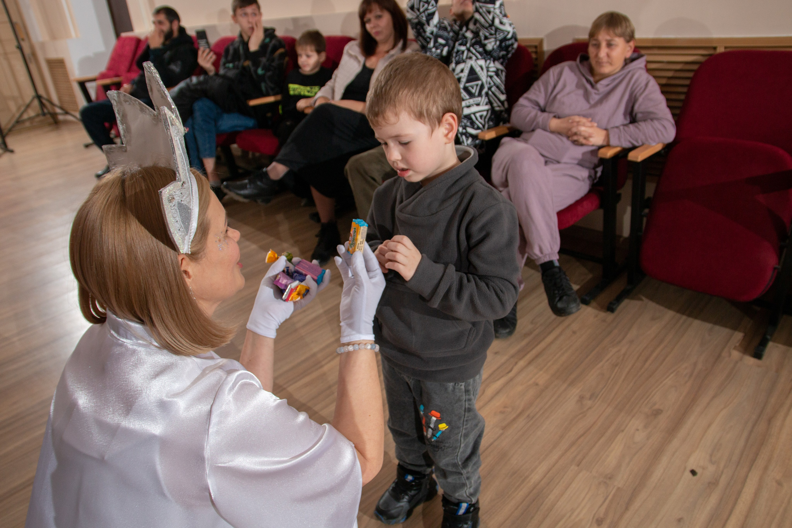 Новогодний утренник ДК Строитель 25.12.2023 г. г. Новоалександровск. Главная