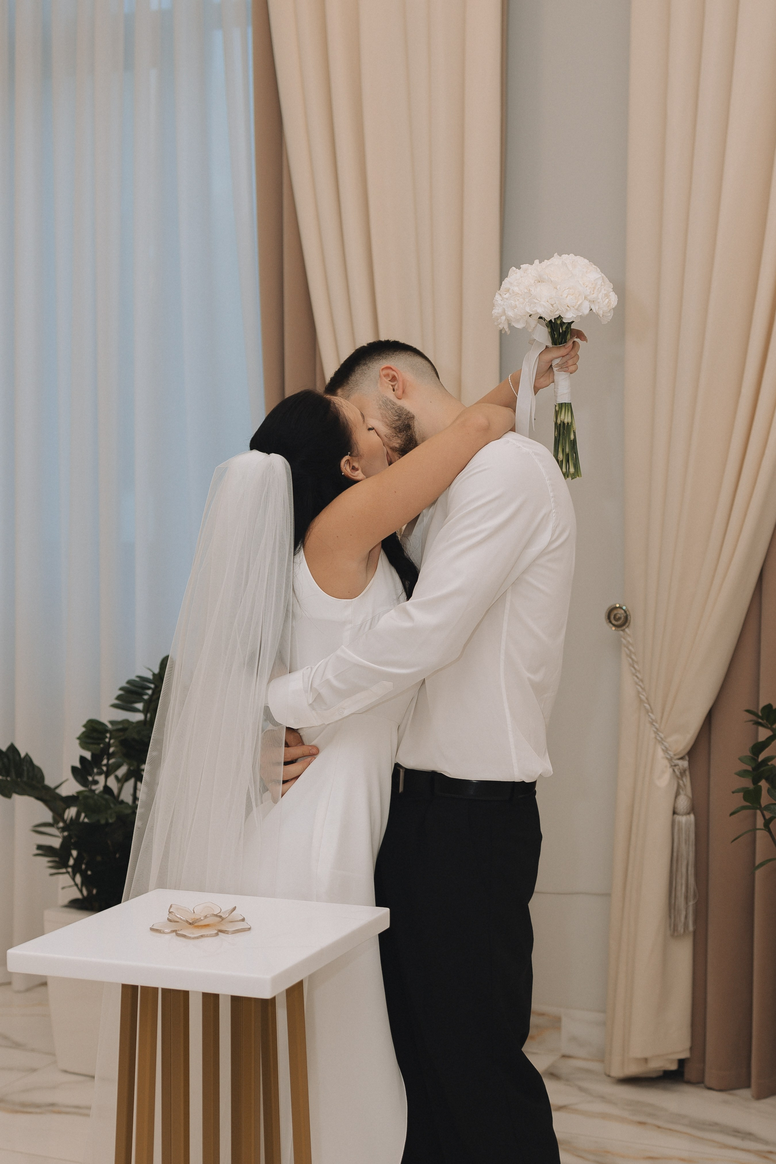 Милена и Филипп (2024). Свадебный и семейный фотограф в Москве Яна Шувалова