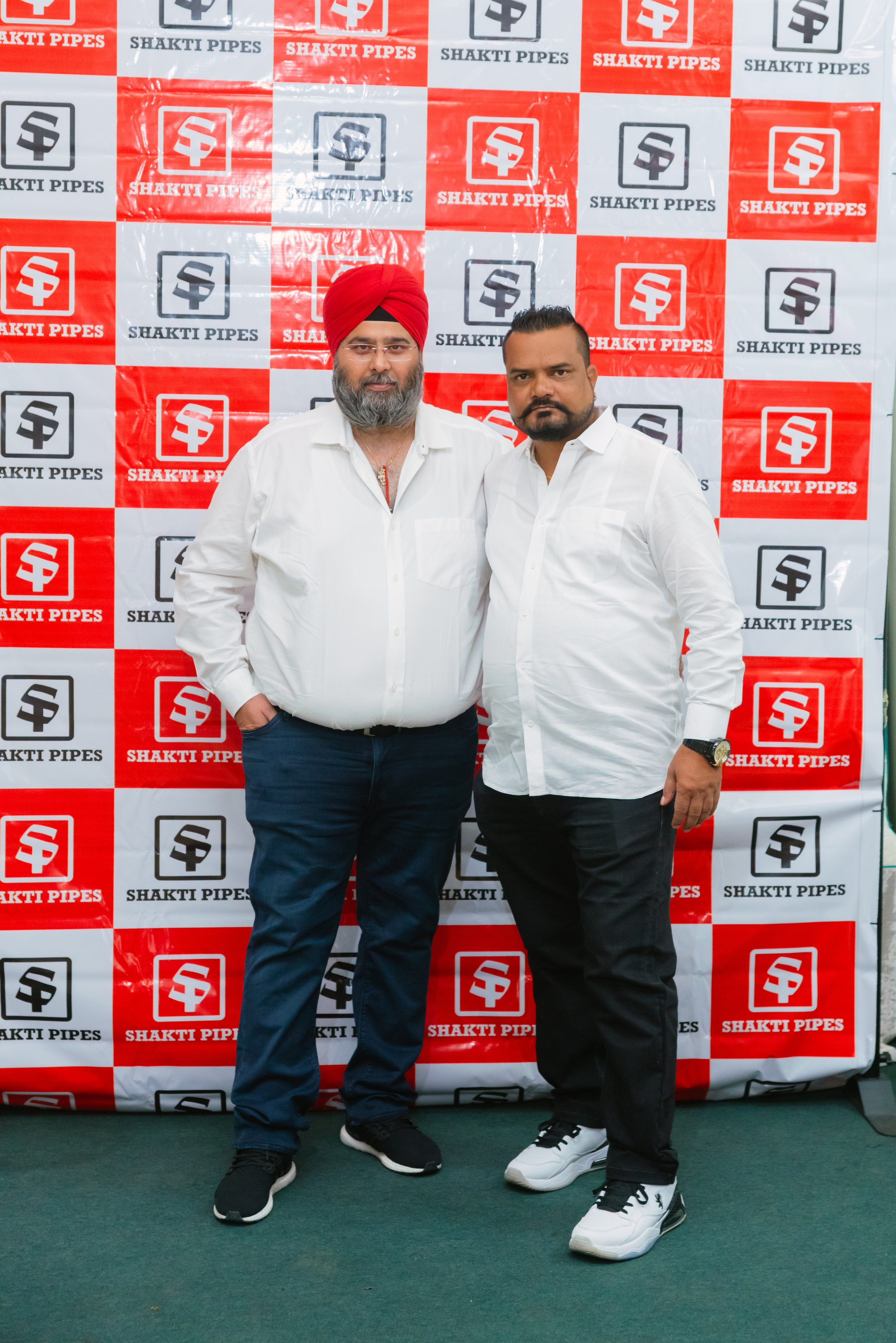 Shakti Pipes. Профессиональная съемка в Алматы