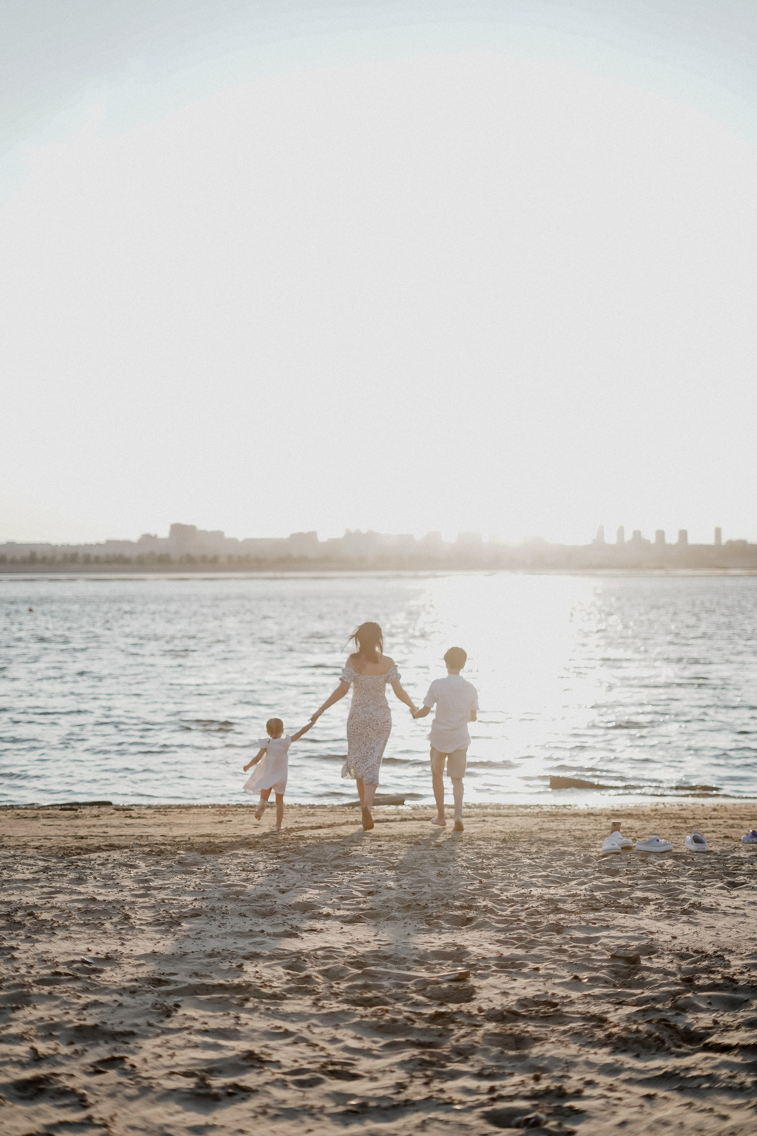 Юля Паша Кира. Фотограф Валерия Крахмалева