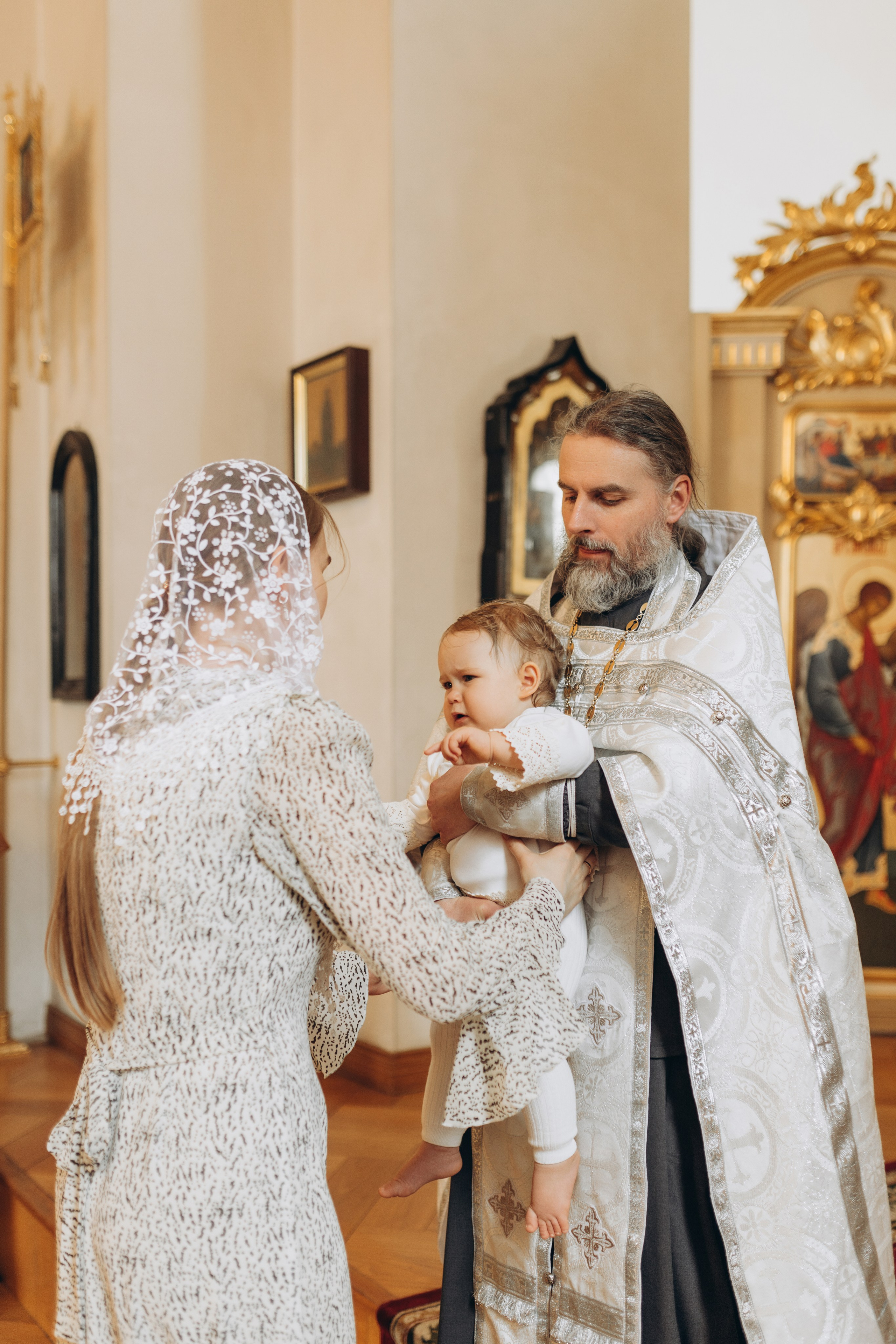 Ваш фотограф на Таинство Крещения и Венчания Морева Яна Краснодар. Семейный фотограф в Краснодаре Яна Морева