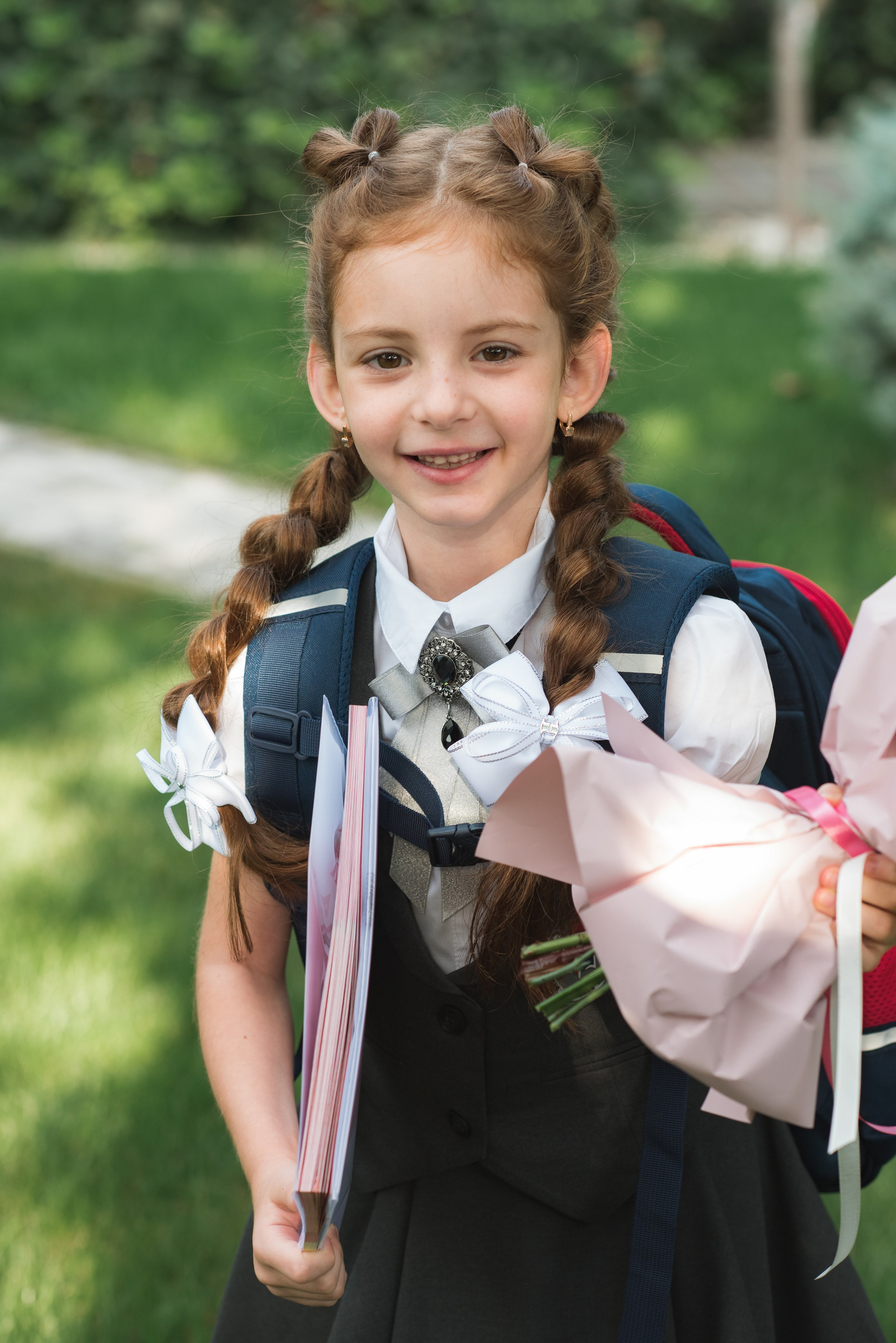 Есения. Первый раз в первый класс. Семейный фотограф в Ростове-на-Дону Мария Панарина
