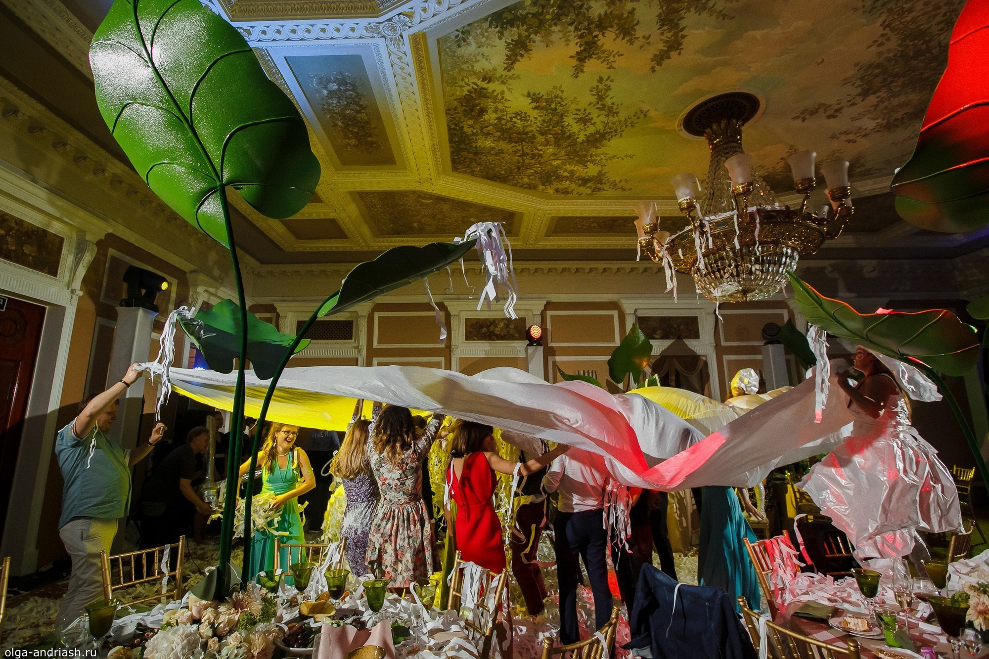 Вечерняя выездная регистрация. Семейный, портретный и свадебный фотограф в Санкт-Петербурге и Москве