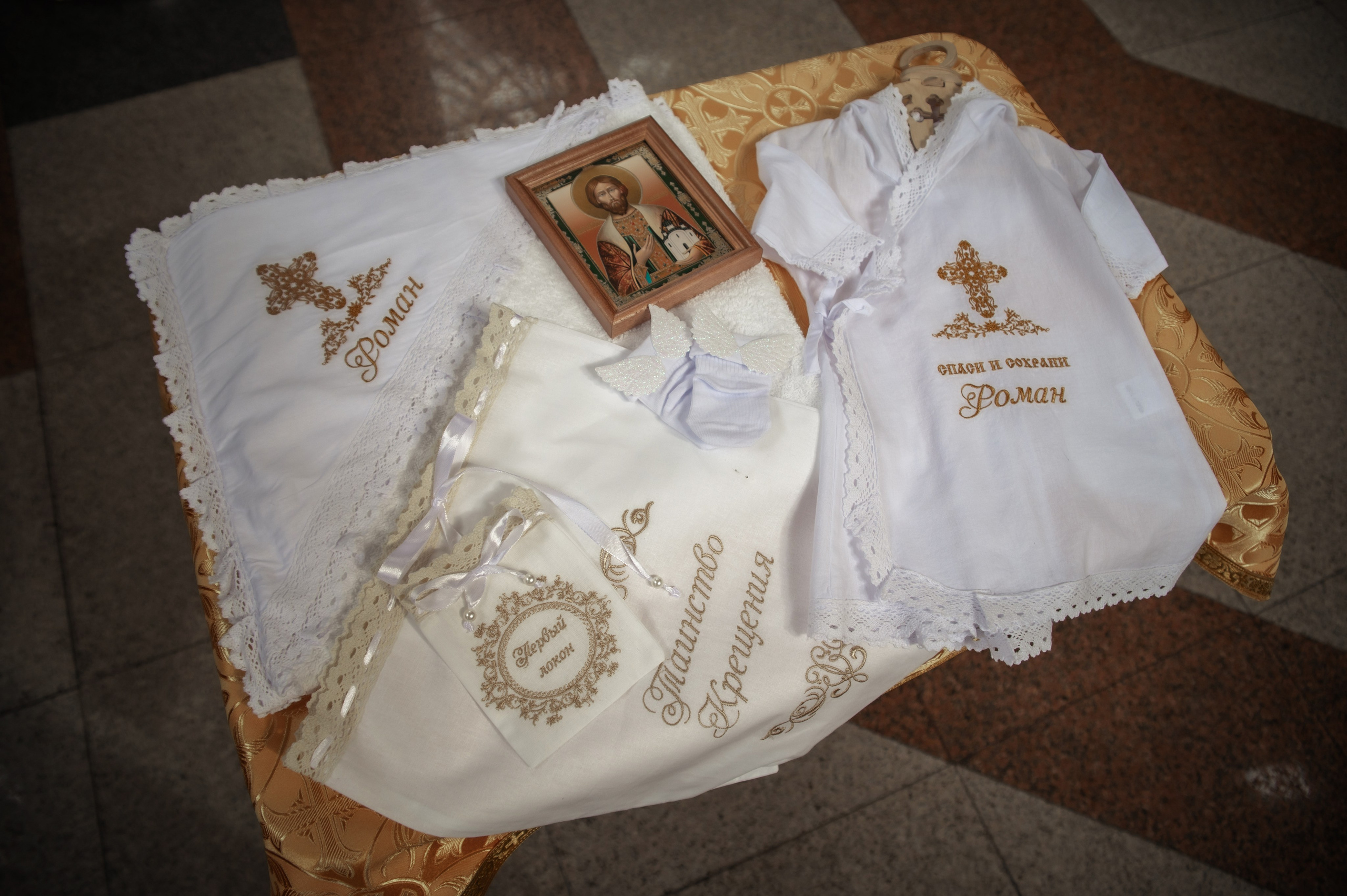 Таинство Крещения Романа, Храм Всех Святых Волгоград Мамаев Курган. Церковный, семейный и репортажный фотограф Волгоград, Волжский