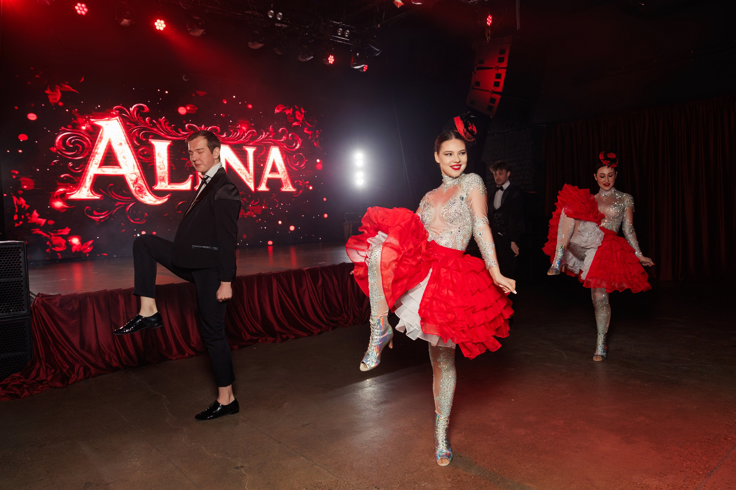 День Рождения в стиле Moulin Rouge. Репортажный и свадебный фотограф в Уфе Павел Кожевников