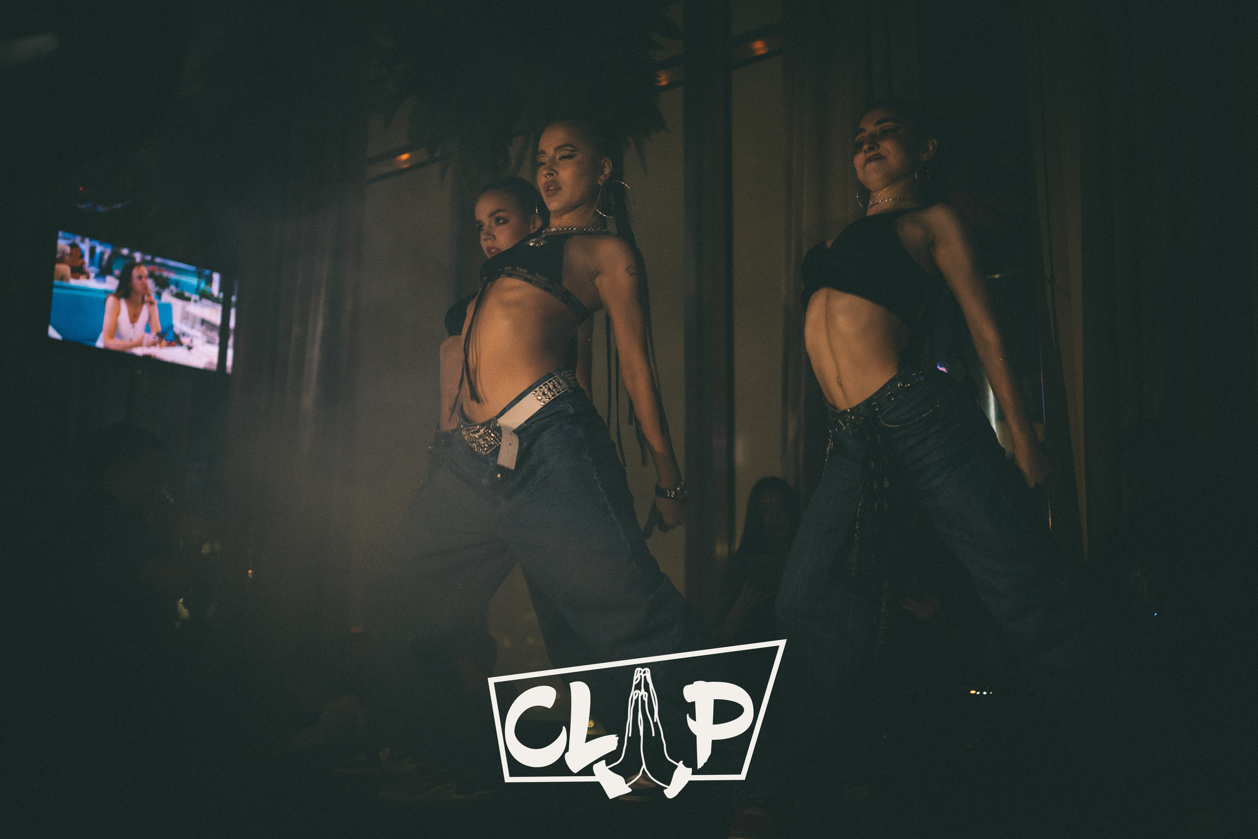 Clap. Ilgizphoto.ru