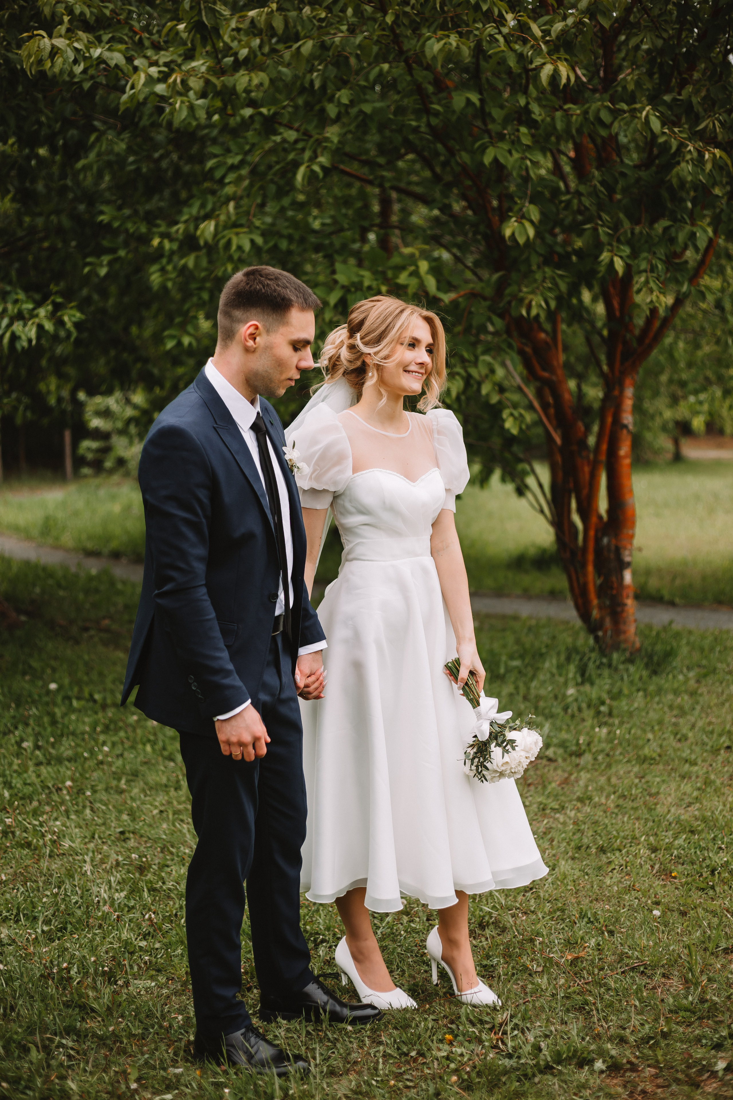 Александр и Александра. Загс и прогулка. Фотограф Мария Новоселова. Сургут