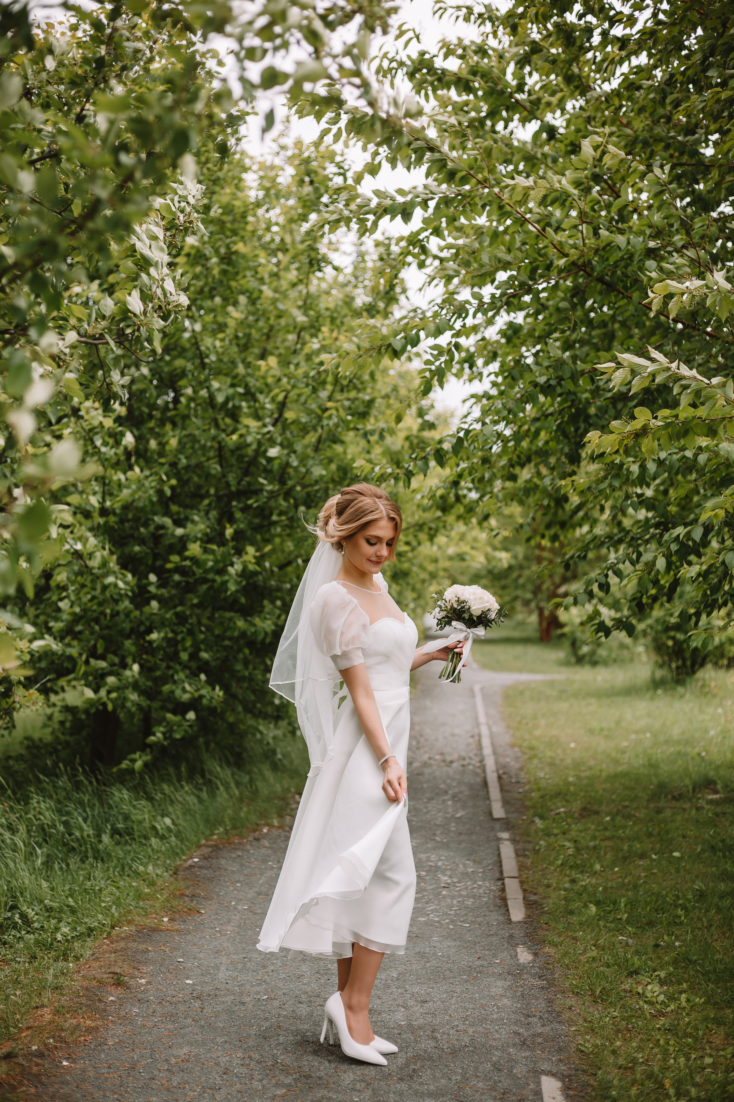 Александр и Александра. Загс и прогулка. Фотограф Мария Новоселова. Сургут