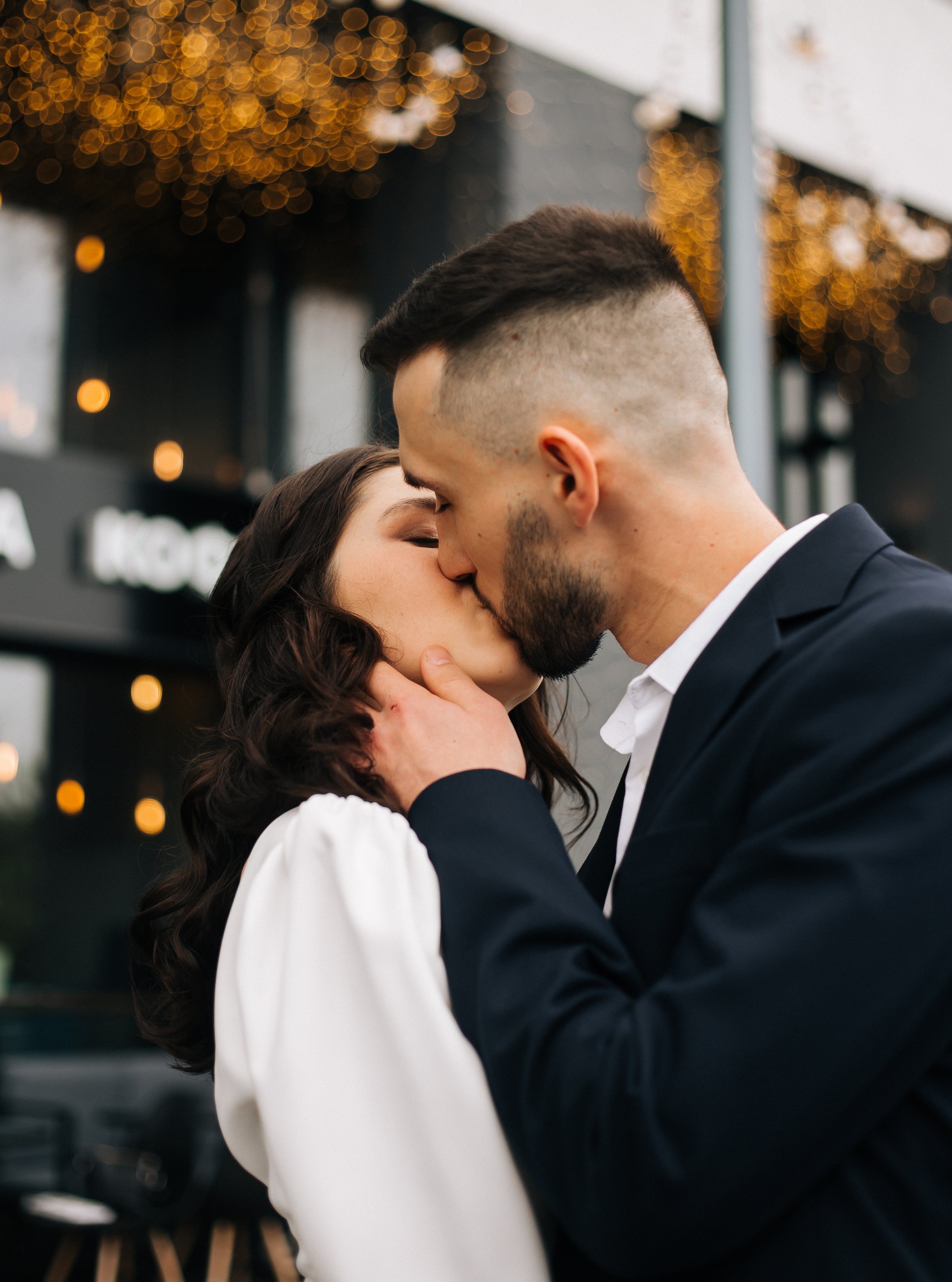 Свадебная прогулка. Новин квартал. Фотограф Мария Новоселова. Сургут