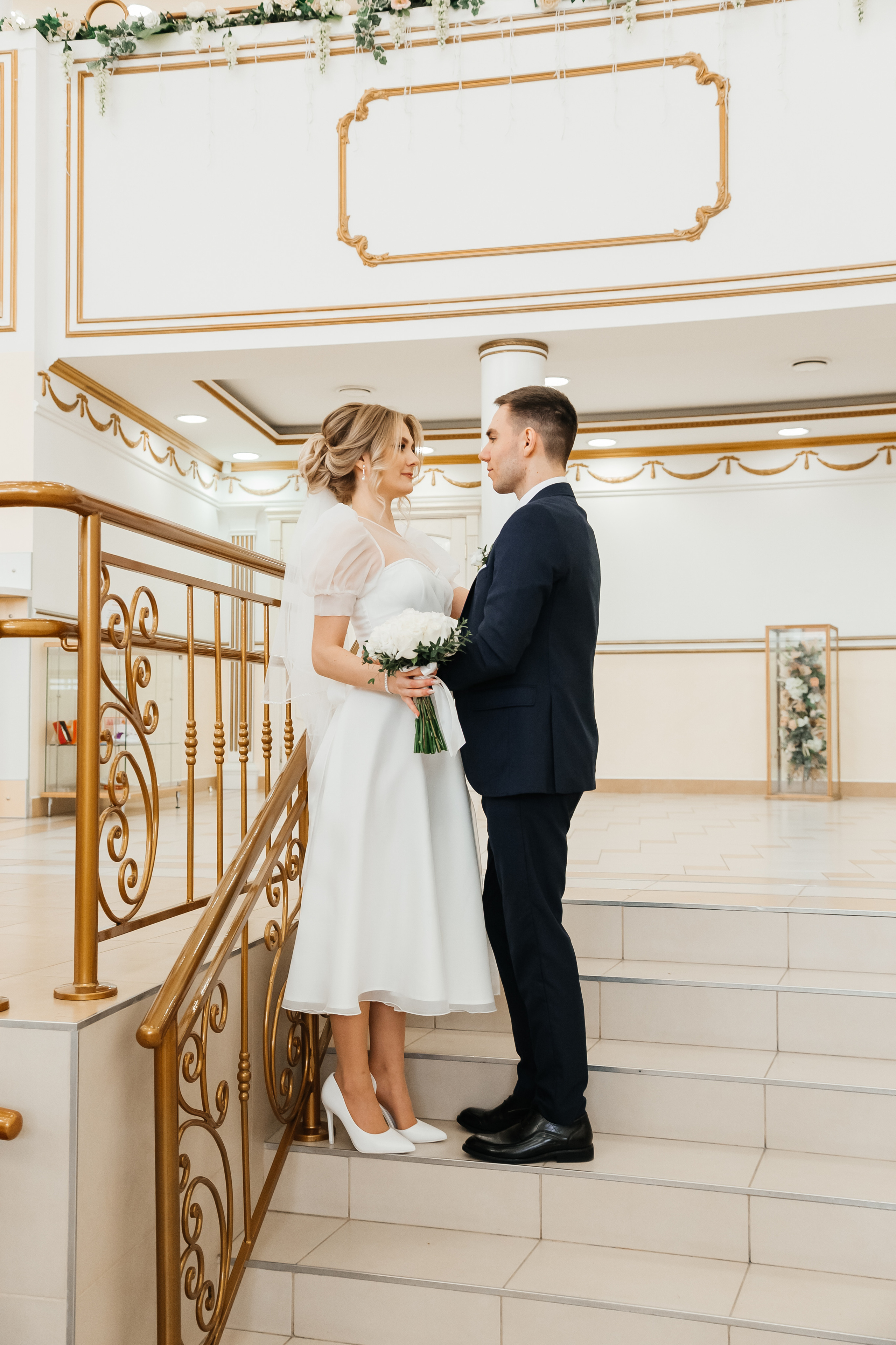 Александр и Александра. Загс и прогулка. Фотограф Мария Новоселова. Сургут