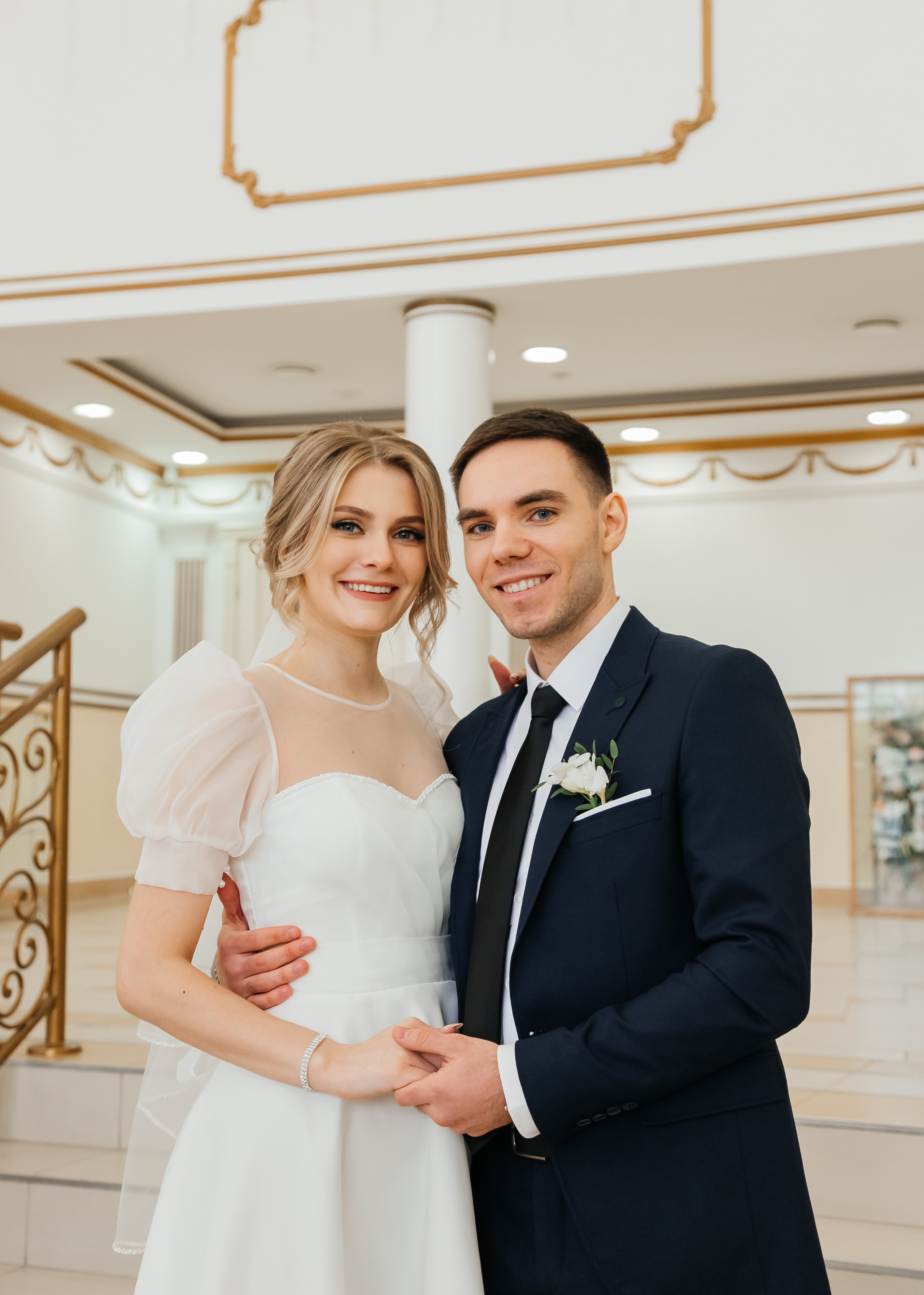 Александр и Александра. Загс и прогулка. Фотограф Мария Новоселова. Сургут