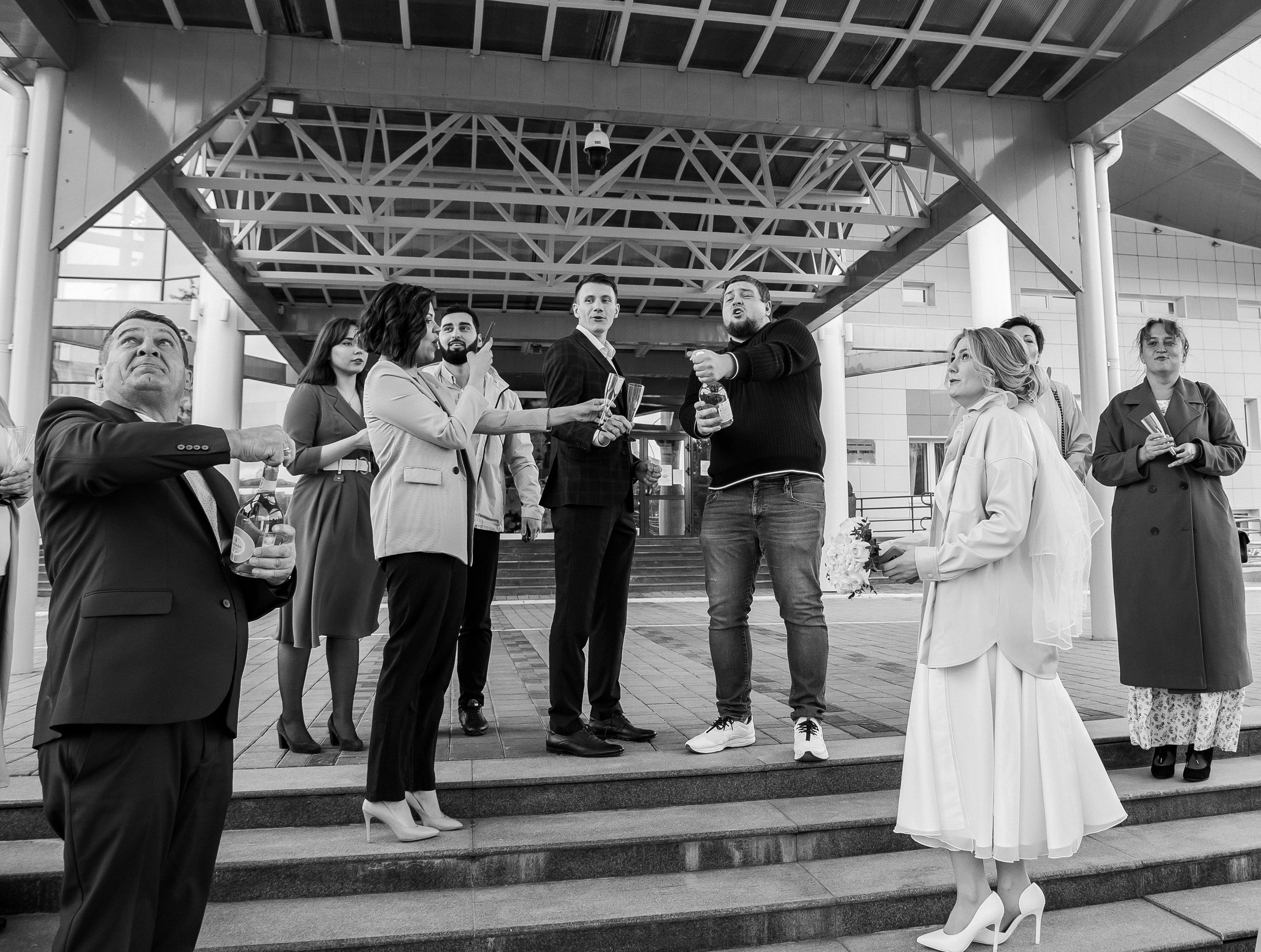 Александр и Александра. Загс и прогулка. Фотограф Мария Новоселова. Сургут