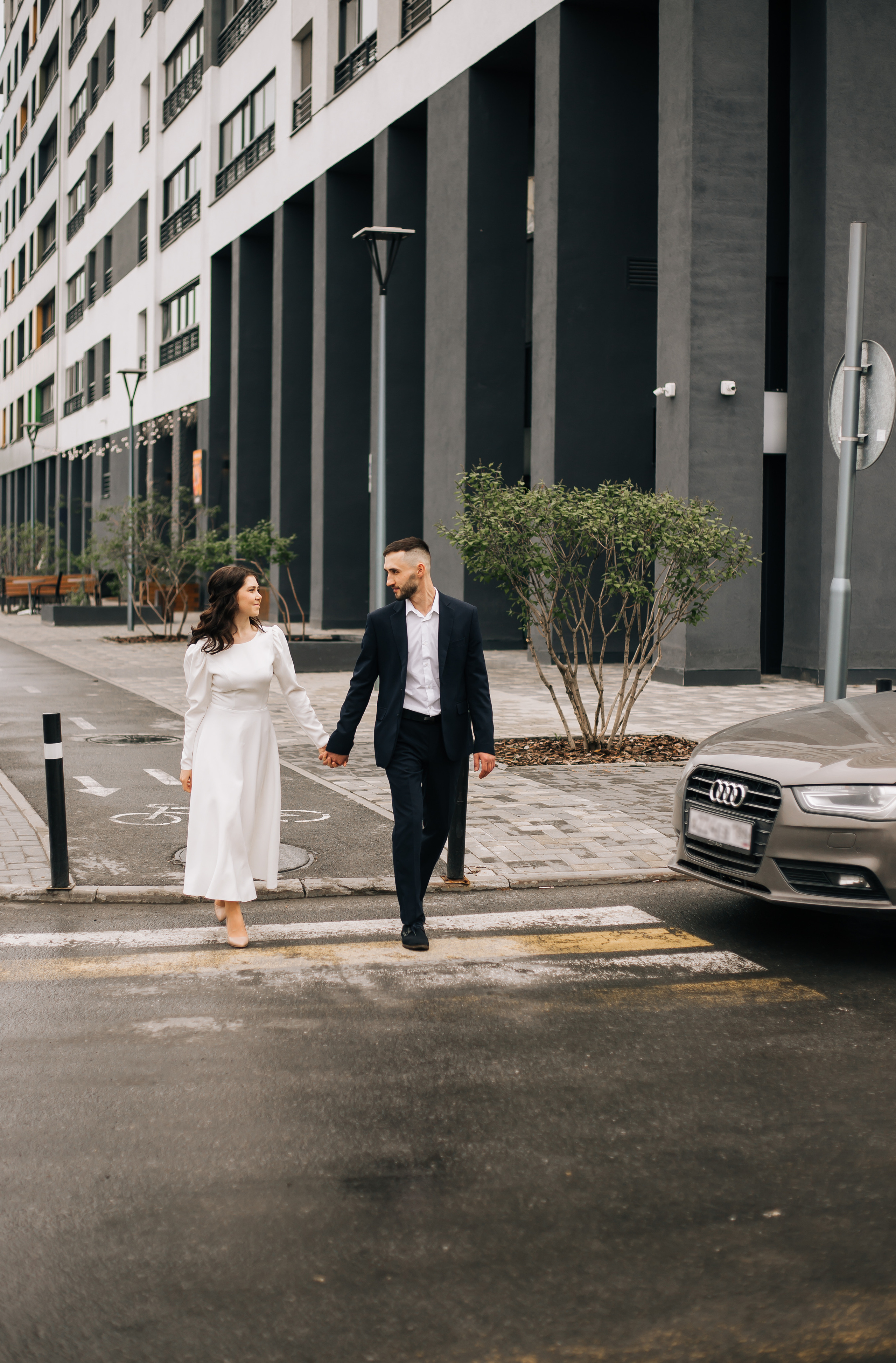 Свадебная прогулка. Новин квартал. Фотограф Мария Новоселова. Сургут