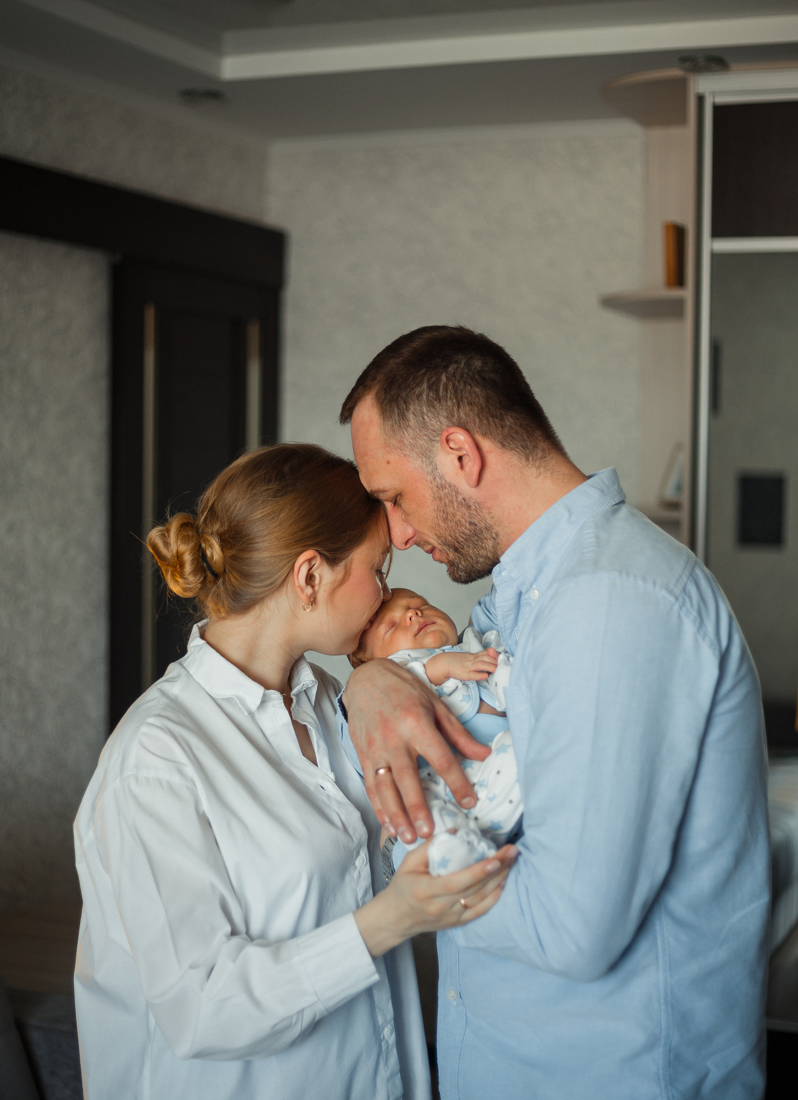 Домашняя фотосессия с малышом. Фотограф Мария Новоселова. Сургут