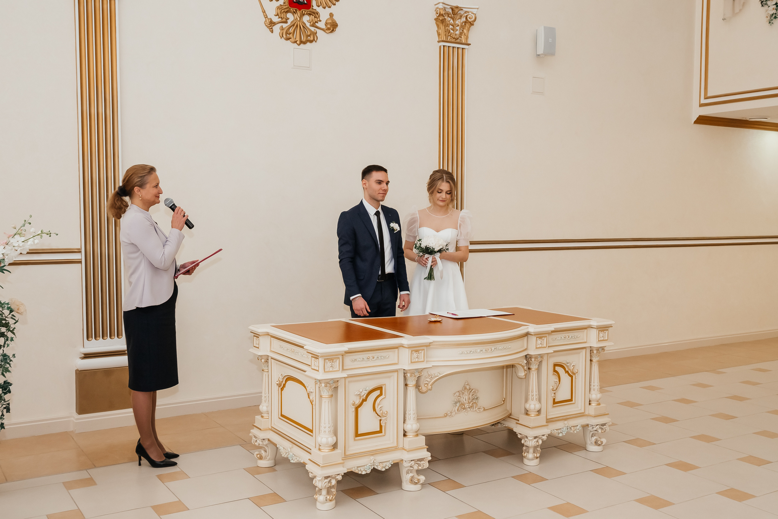 Александр и Александра. Загс и прогулка. Фотограф Мария Новоселова. Сургут