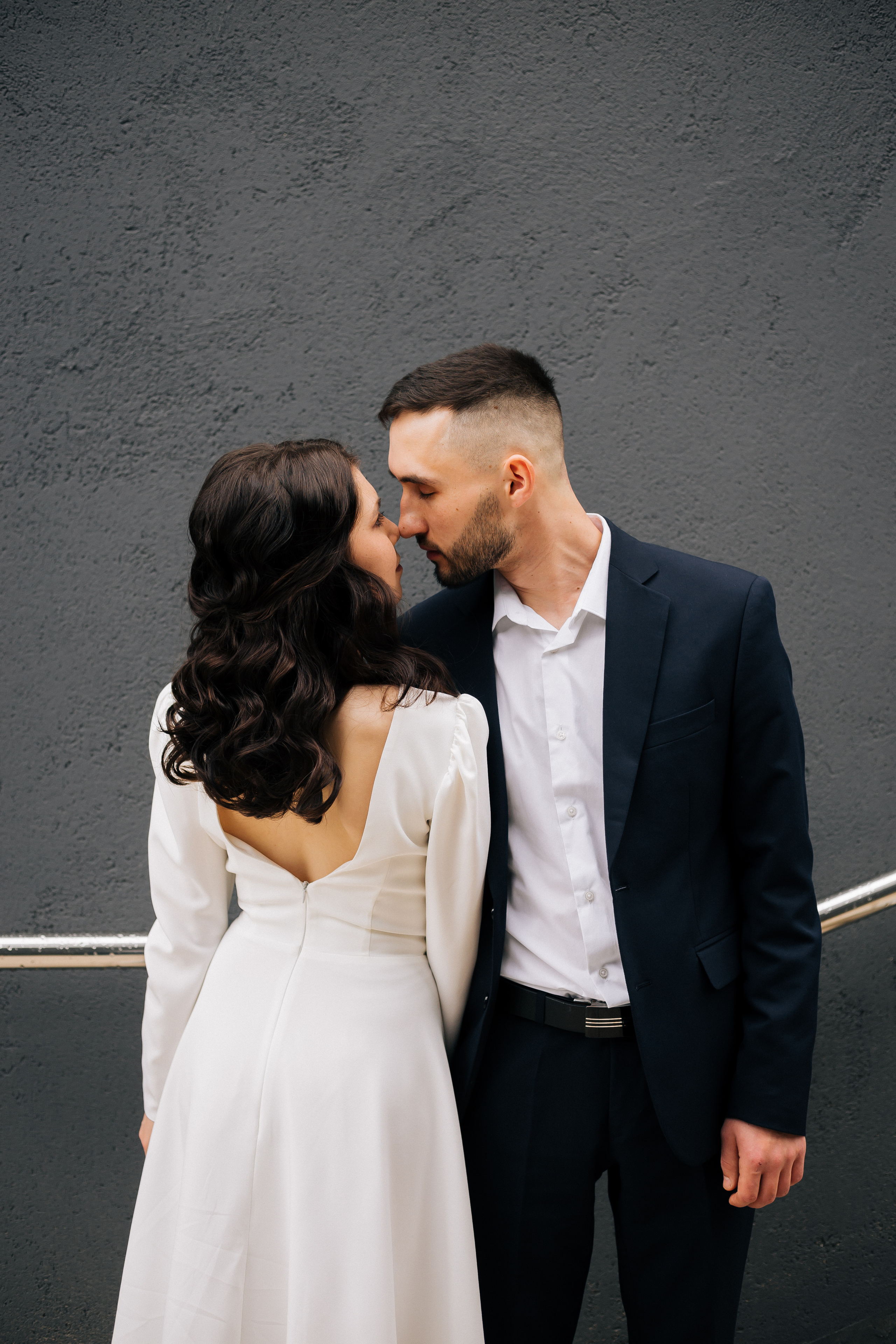 Свадебная прогулка. Новин квартал. Фотограф Мария Новоселова. Сургут