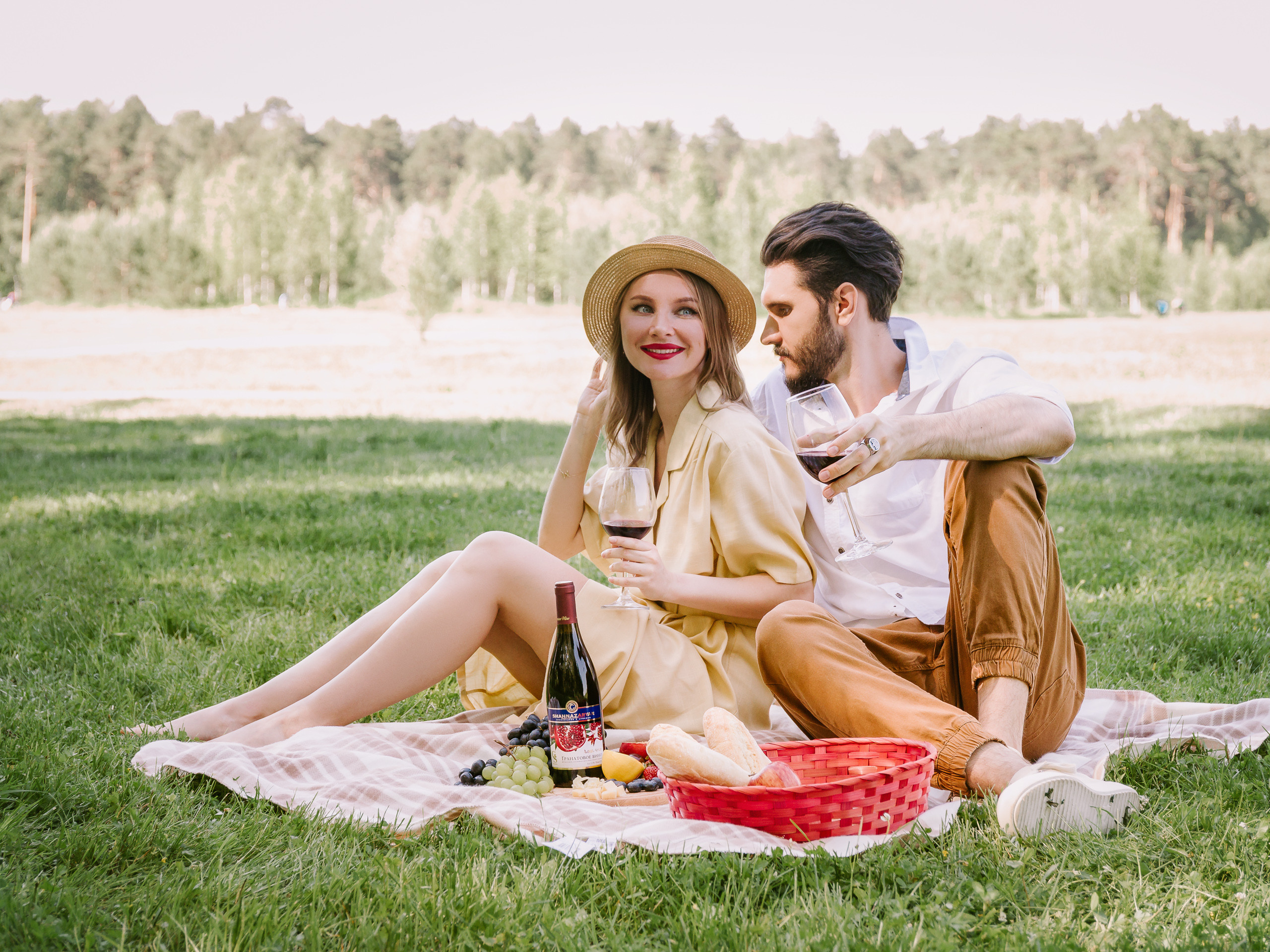Шахназарян: имиджевая съемка пикника. Рекламный и предметный фотограф Марченков Антон